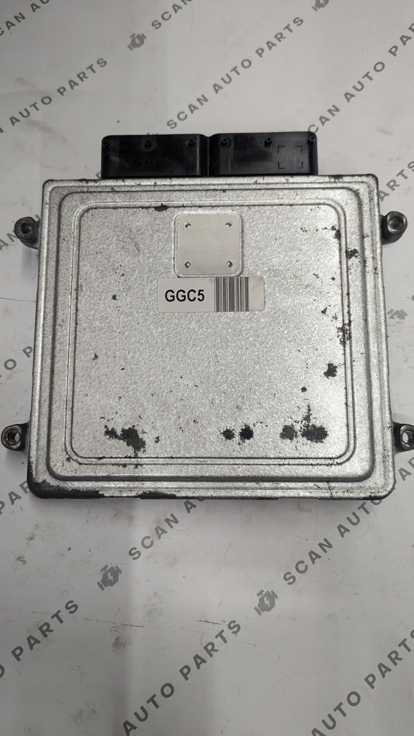 Used Kia Continental SIM2K-250 / 39138-2GGC5 ECU