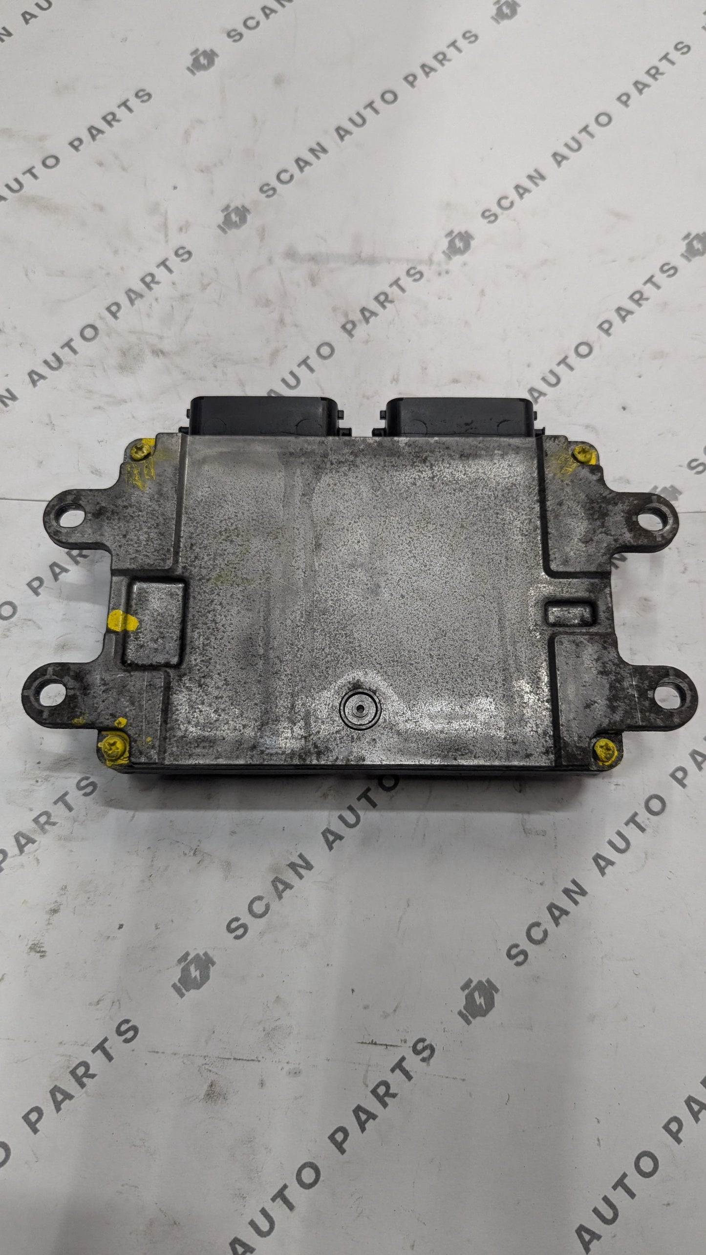 Used 2014 Hyundai Genesis Mitsubishi LFND18881 ECU E6T64672HK