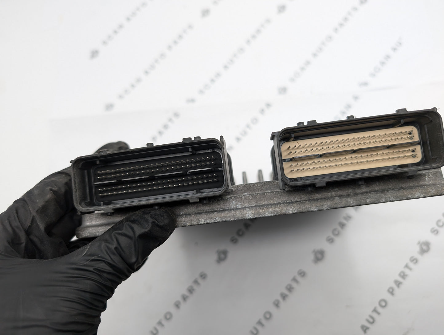 Used Delphi 39110-3CXN0 ECU 28390877