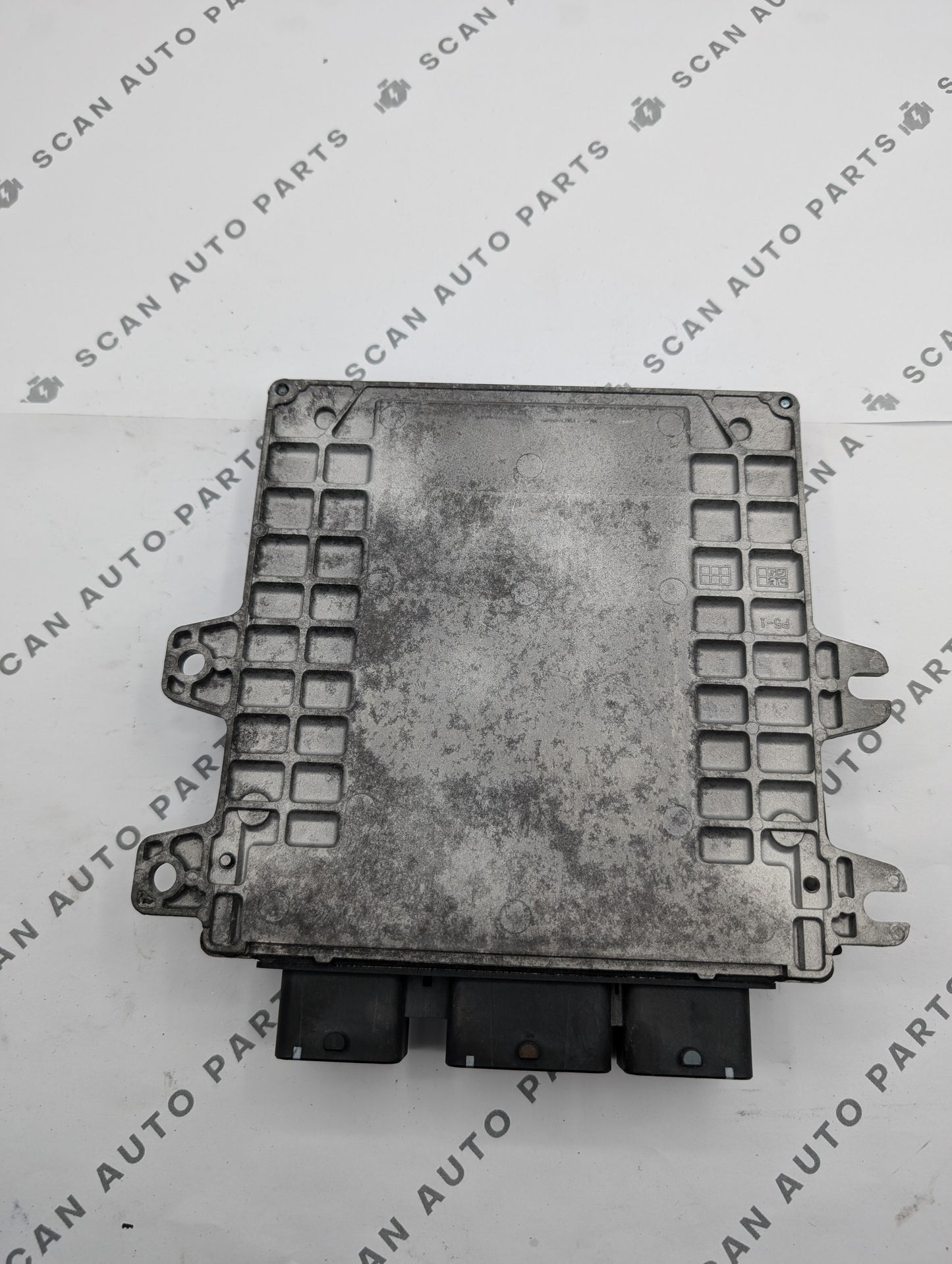 Used Hitachi MEC118-020 C1 9911 ECU MEC118-020C1