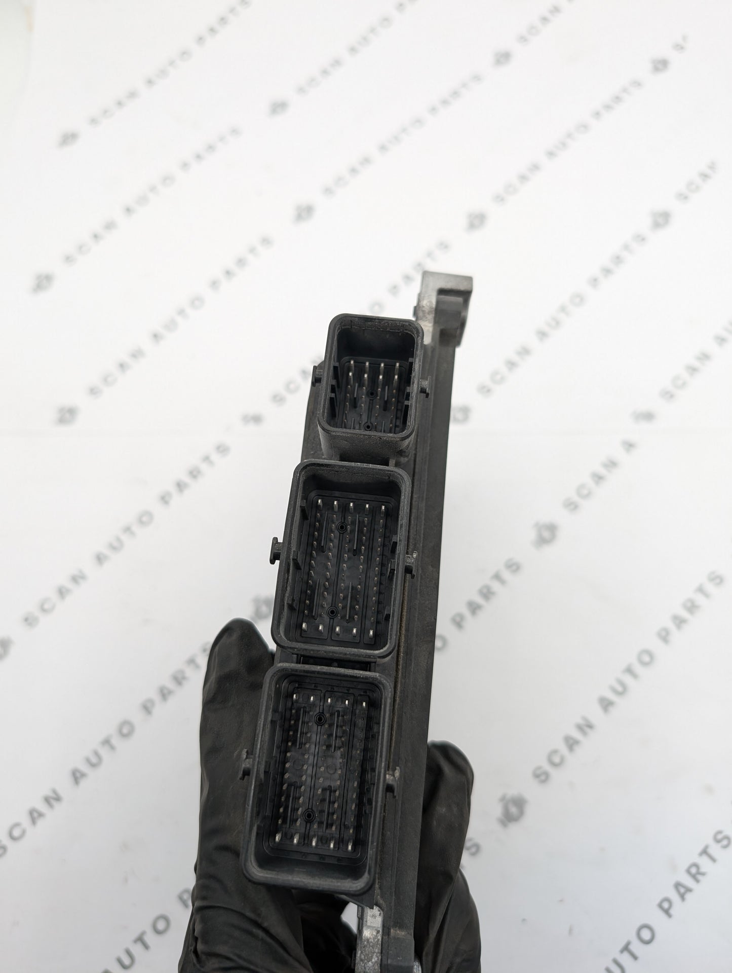 Used Hitachi BED505-700 A2 / NEC025-671 ECU