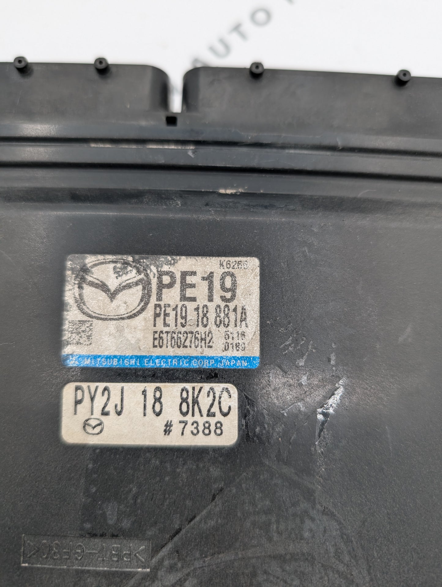 Used 2015 Mazda 3 Mitsubishi PE1918881A ECU E6T66276H2 / PY2J 18 8K2C