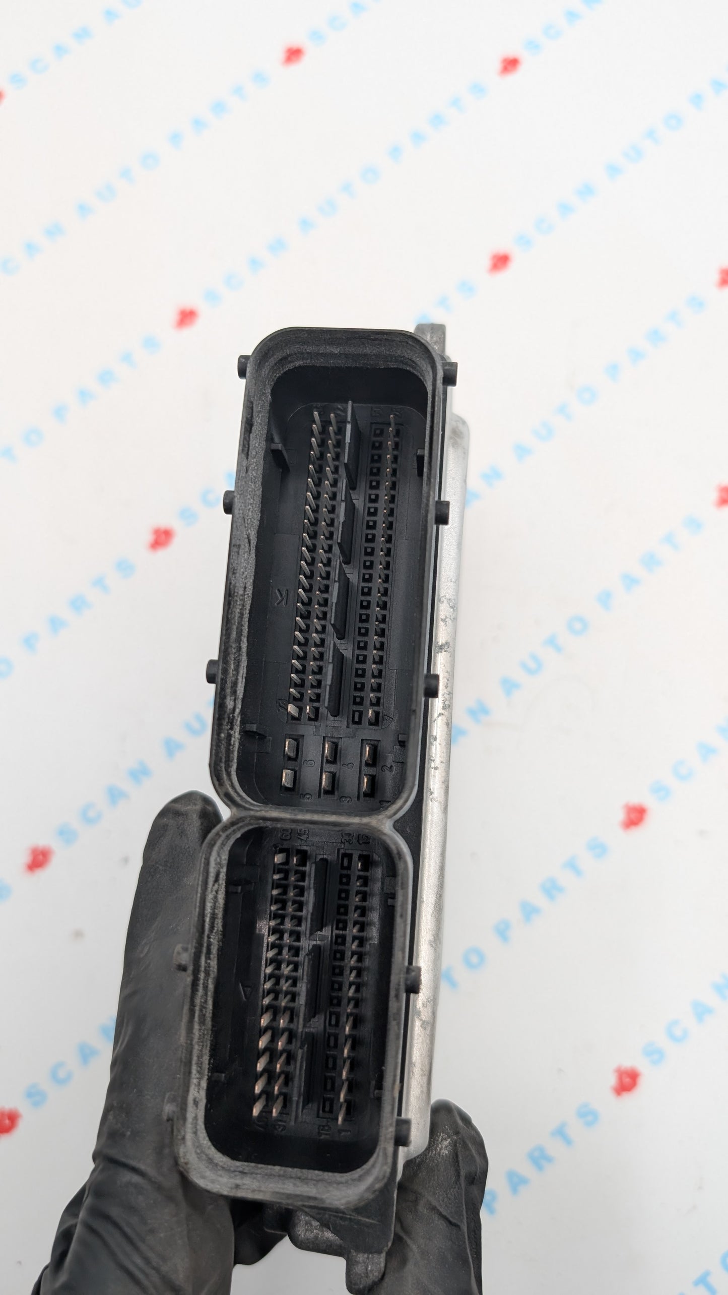 Used 2009 Volkswagen Rabbit Bosch ME17.5 / 07K906055P ECU 0261S04047