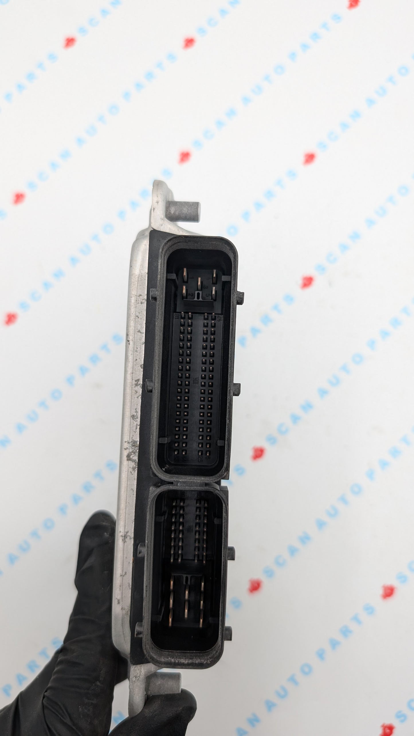 Used 2006 Volkswagen Jetta Bosch ME7.1.1 / 06A906032QE ECU 0261208553