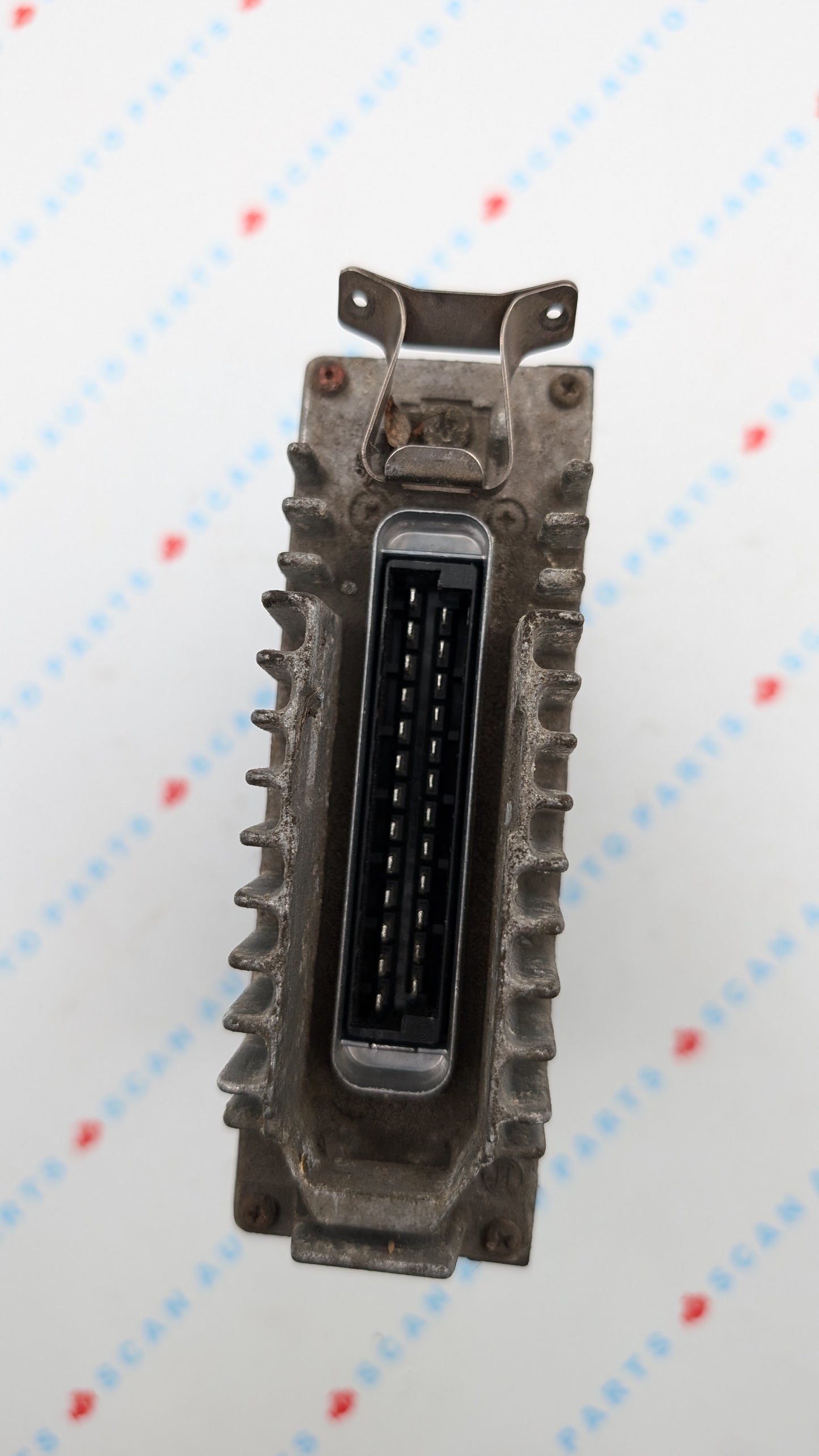 Used 1987 Mercedes Benz 300E Bosch 0035457632 ECU 0281001031