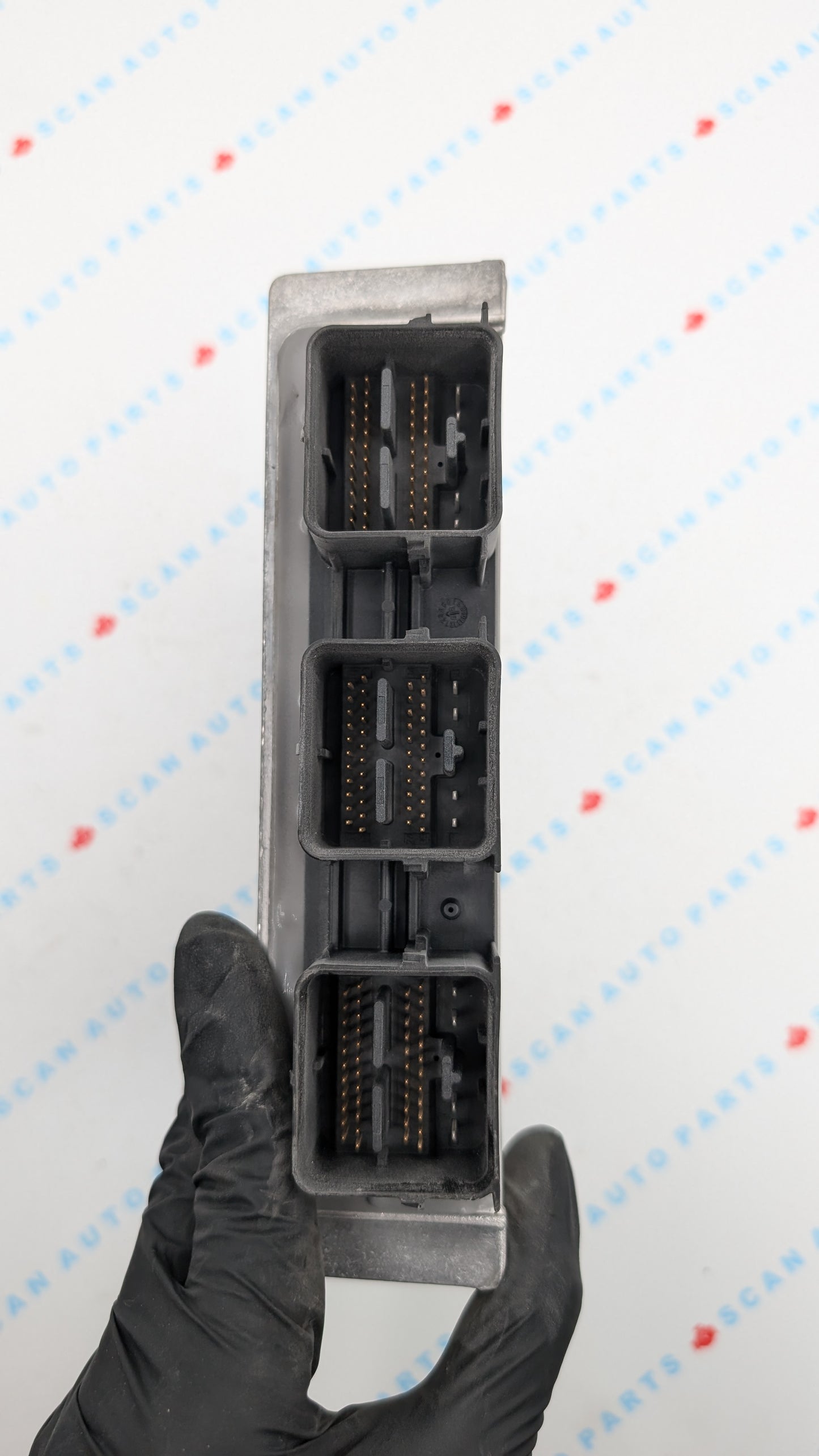 Used 2005 Ford Focus FoMoCo 5S4A12A650SF ECU PCM150R / 5S4A-12A650-SF