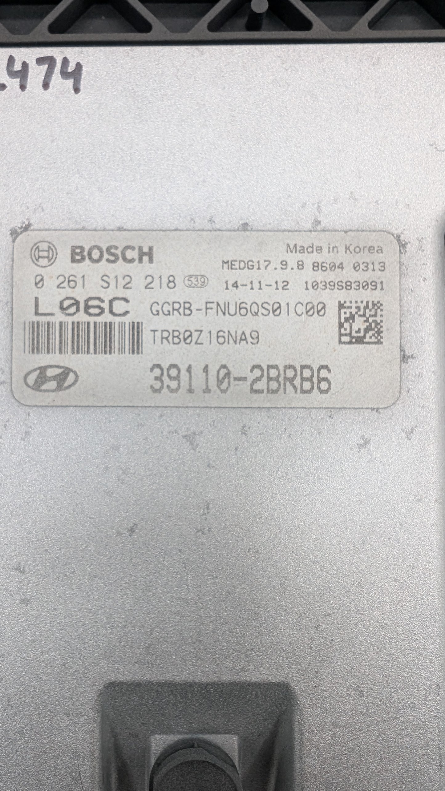 Used 2015 Hyundai Accent Bosch MEDG17.9.8 / 39110-2BRB6 ECU 0261S12218 / TRB0Z16NA9