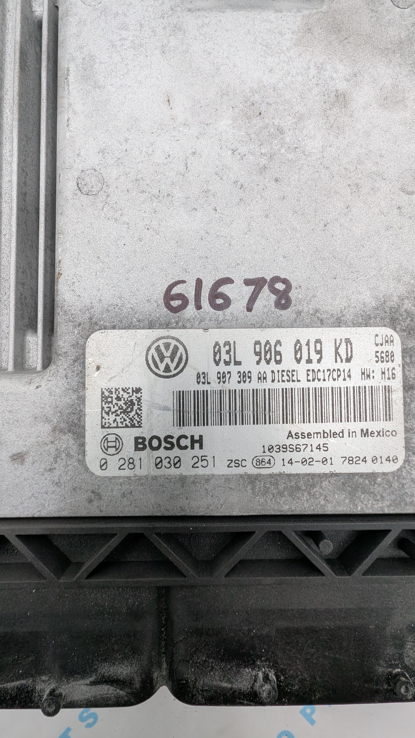 Used 2014 Volkswagen Jetta Bosch 03L906019KD / EDC17CP14 ECU 0281030251