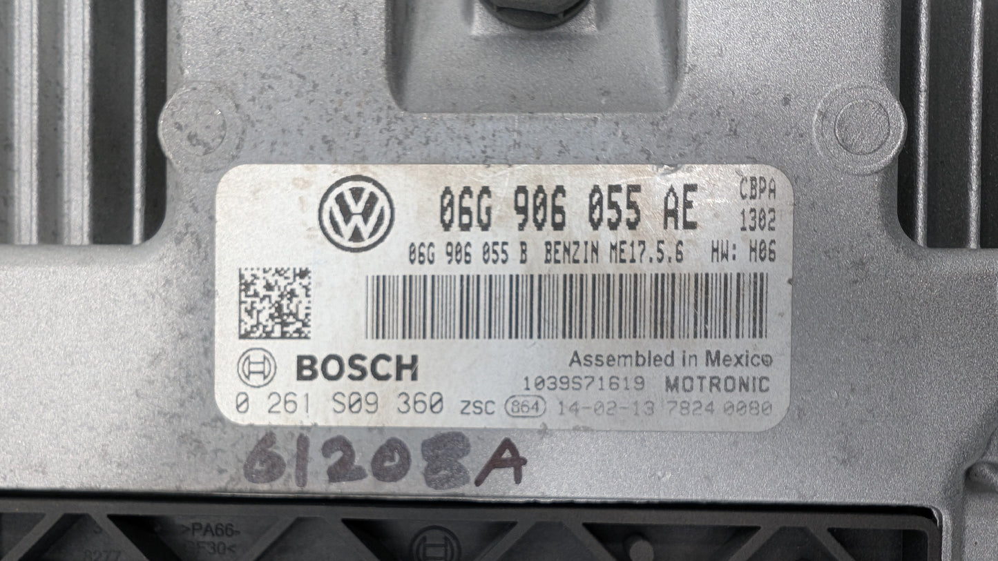 Used 2014 Volkswagen Jetta Bosch 06G906055AE / ME17.5.6 ECU 0261S09360