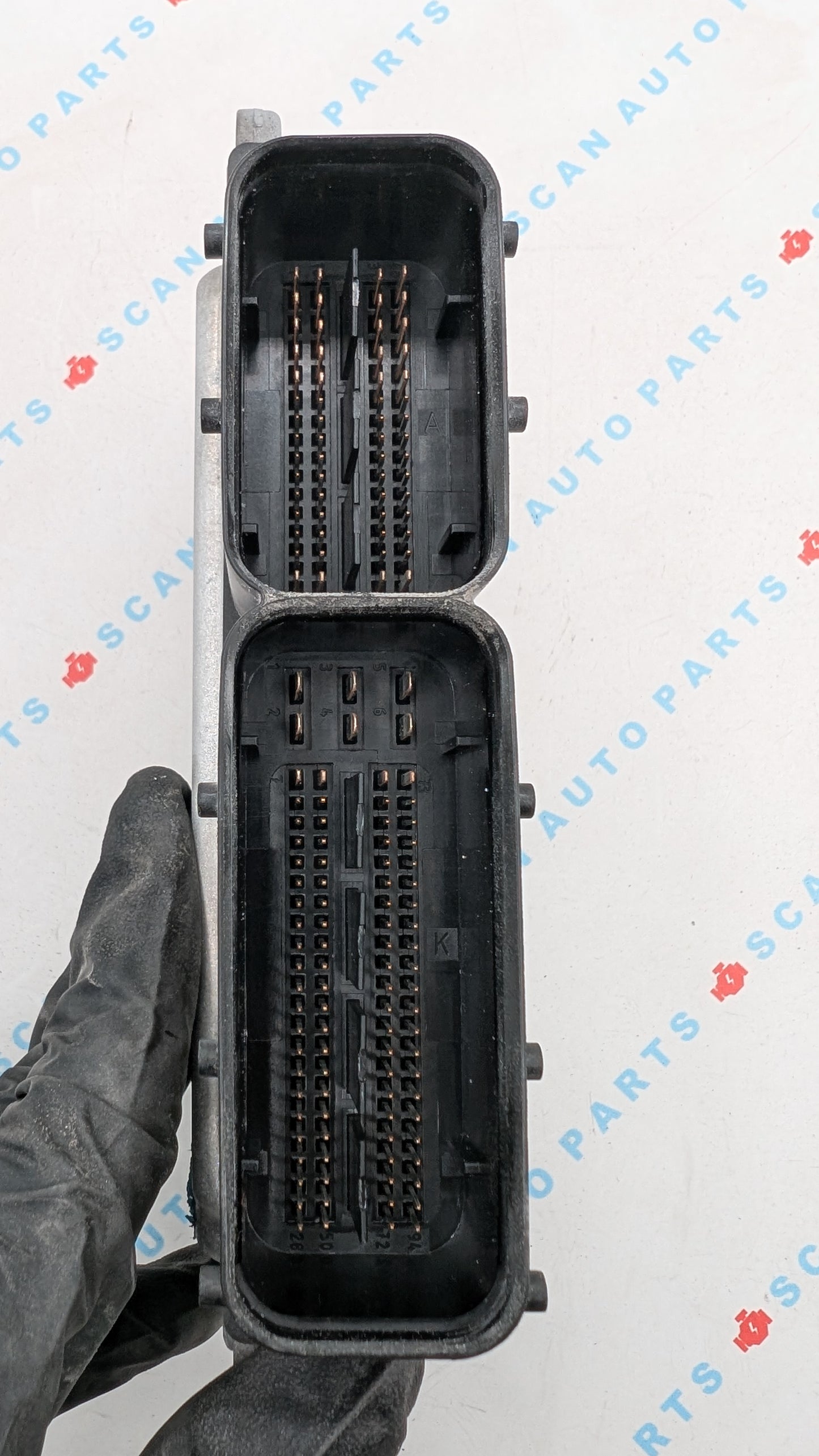 Used 2014 Volkswagen Jetta Bosch 06G906055AE / ME17.5.6 ECU 0261S09360