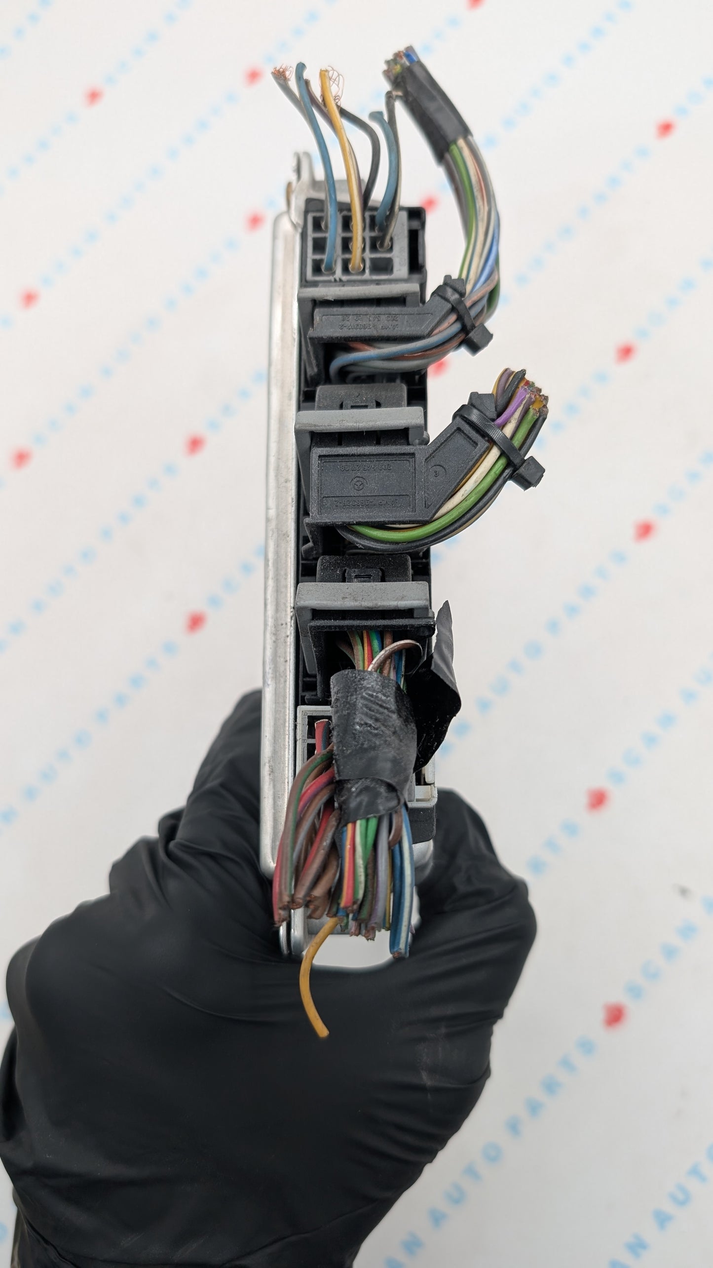 Used 2004 Mercedes E500 Bosch A1131535379 ECU 0261208357