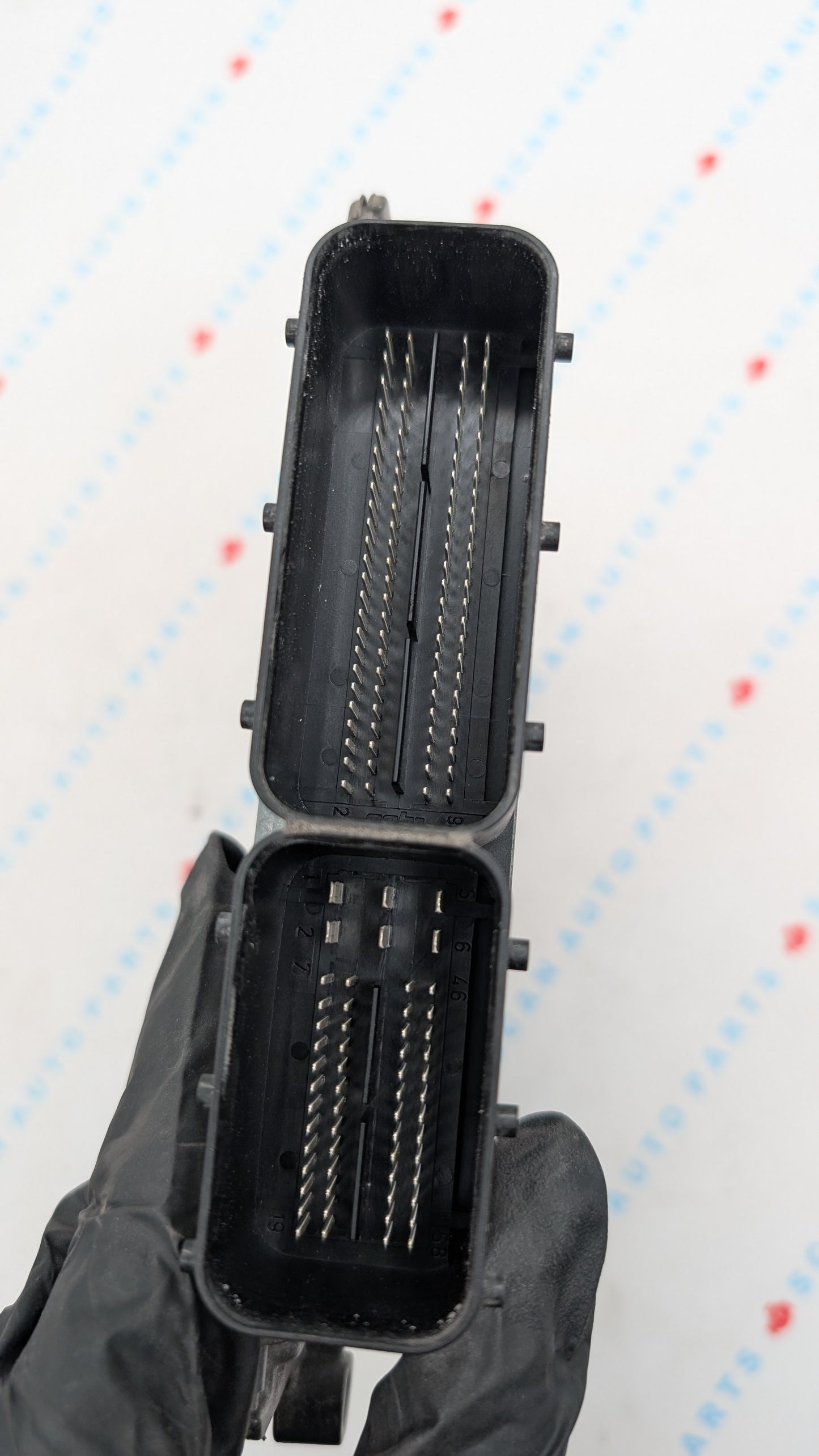 Used 2010 Jeep Patriot Continental P68071018AB ECU P68071018AB