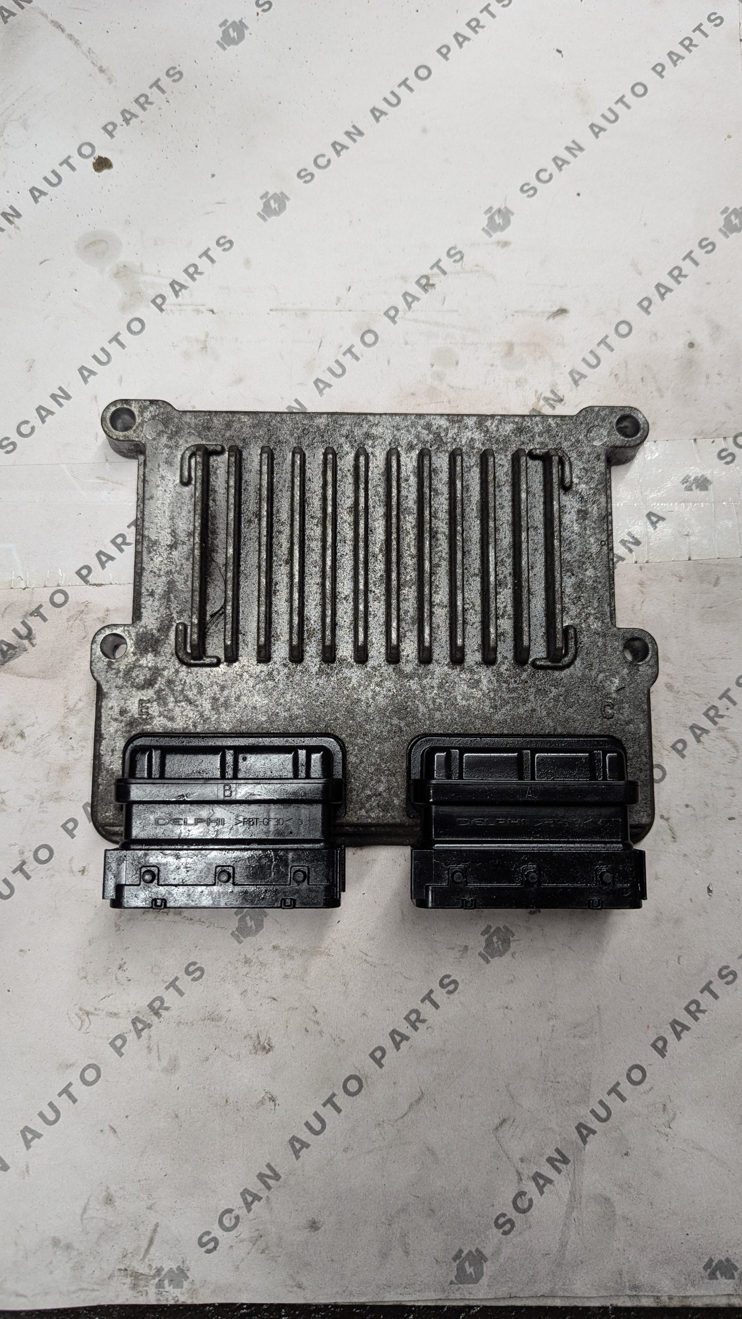 Used 2015 Kia Sorento Delphi 39110-3CXN5 ECU 28432826
