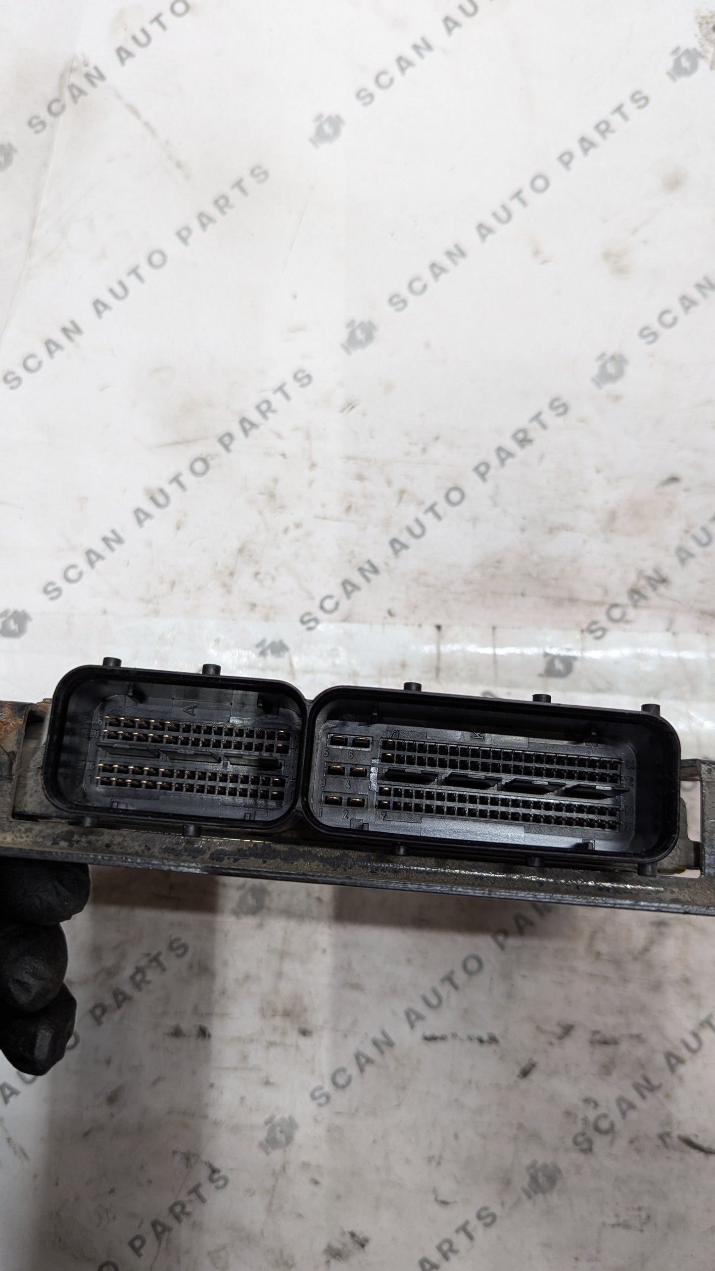 Used 2012 Volkwagen Passat Bosch ME17.5.6 / 07K906055AM ECU 0261S06507