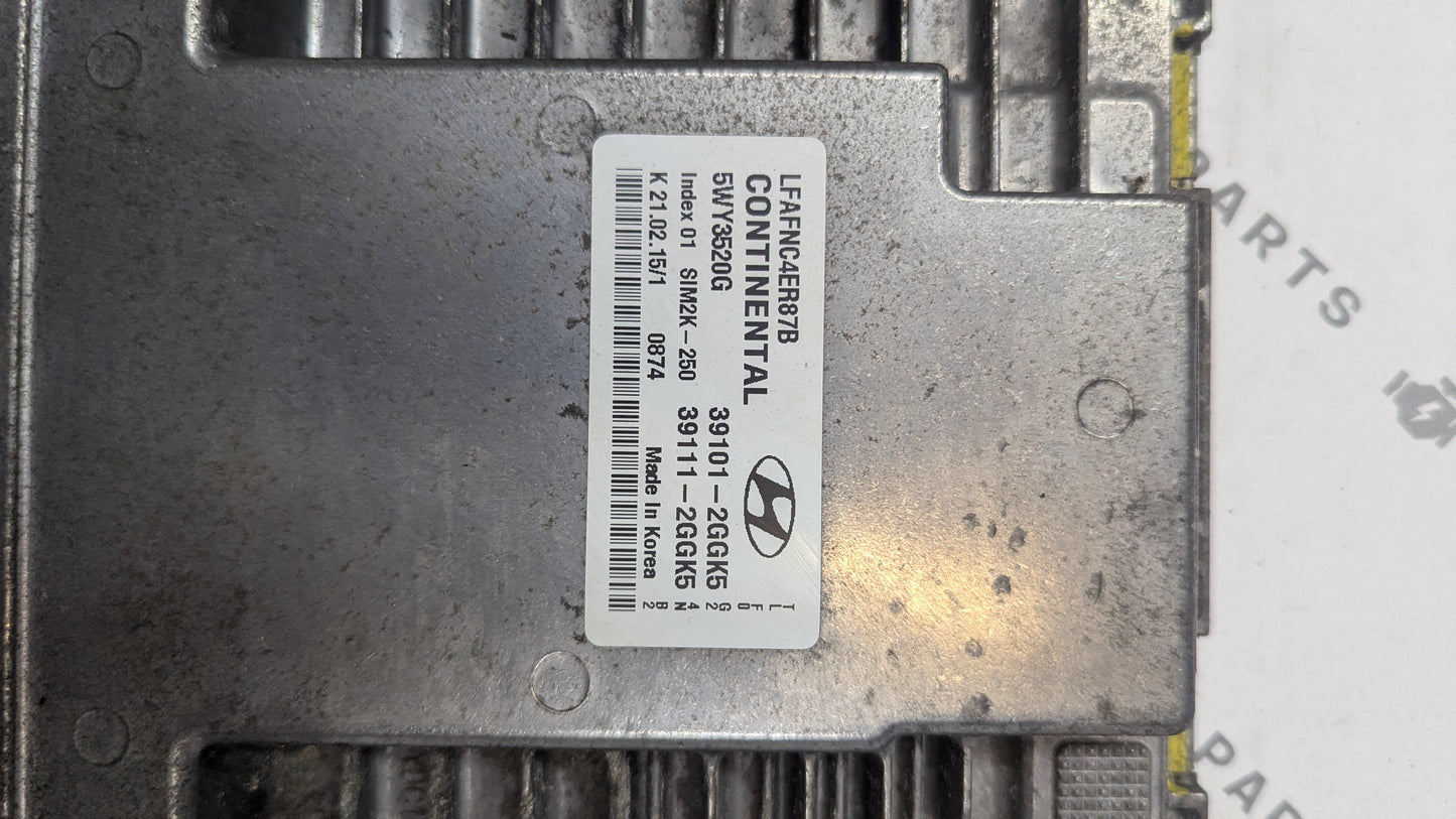 Used 2015 Hyundai Sonata Continental  SIM2K-250 / 39101-2GGK5 ECU 5WY3520G