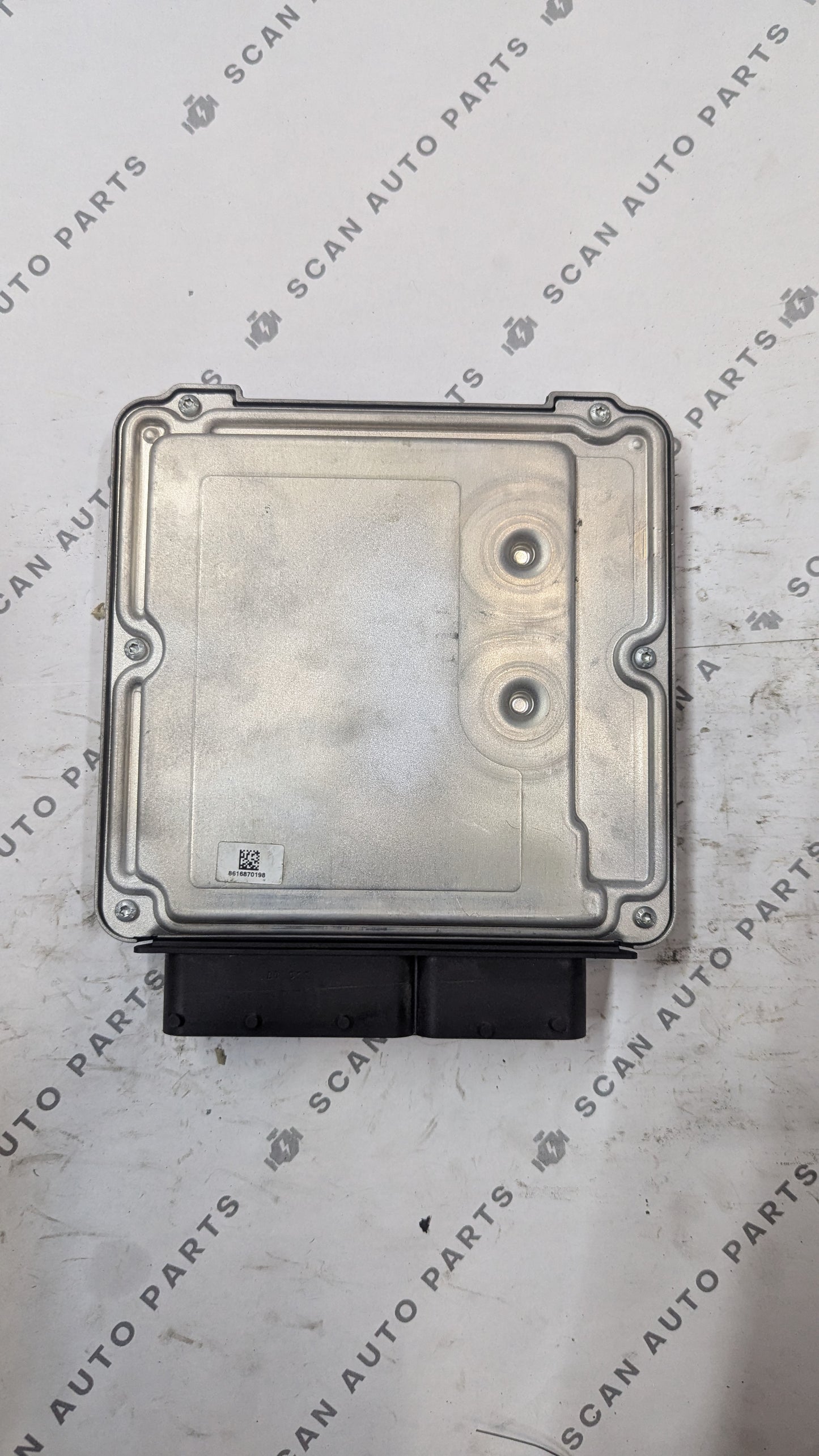 Used 2012 AUDI Q5 Bosch MED17.1 / 8R0 907 115 P ECU 0261S06949 / 8R0907115P