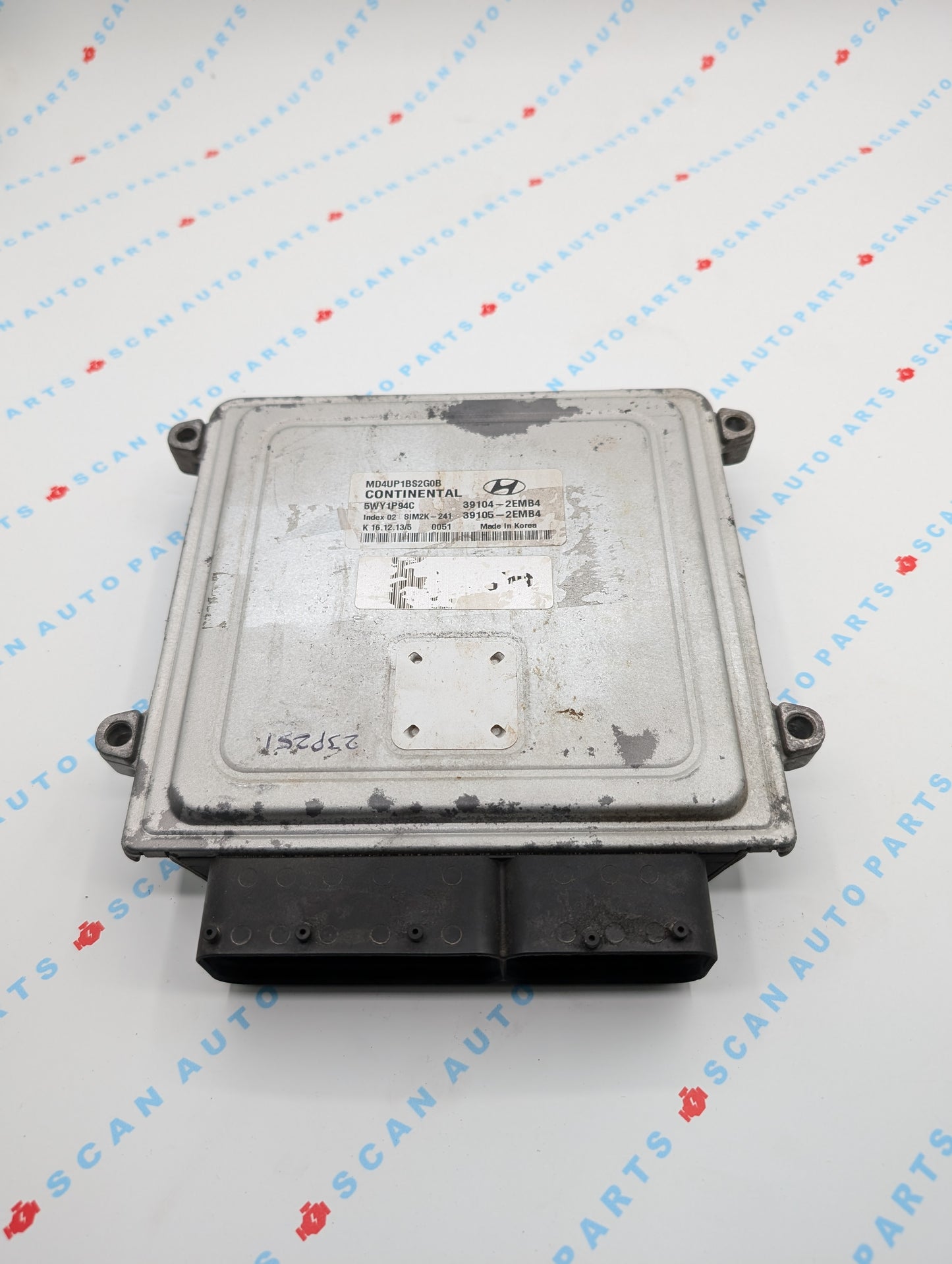 Used 2014 HYUNDAI ELANTRA  Continental  SIM2K-241 / 39104-2EMB4 ECU 5WY1P94C