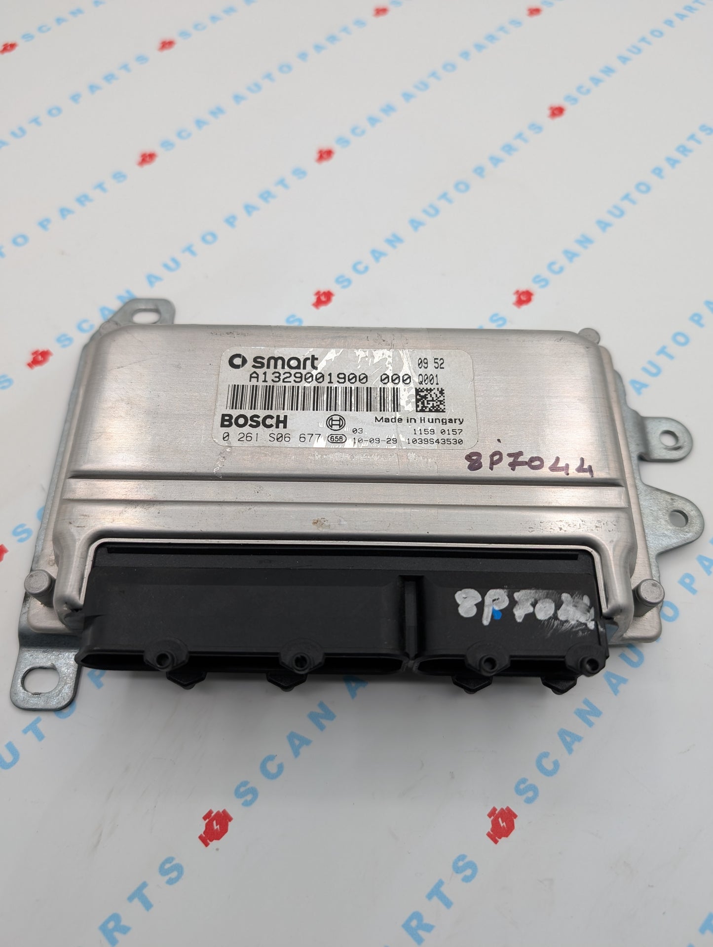 Used 2011 Smart ForTwo Bosch A1329001900 / 0261S06677 ECU 1039S43530