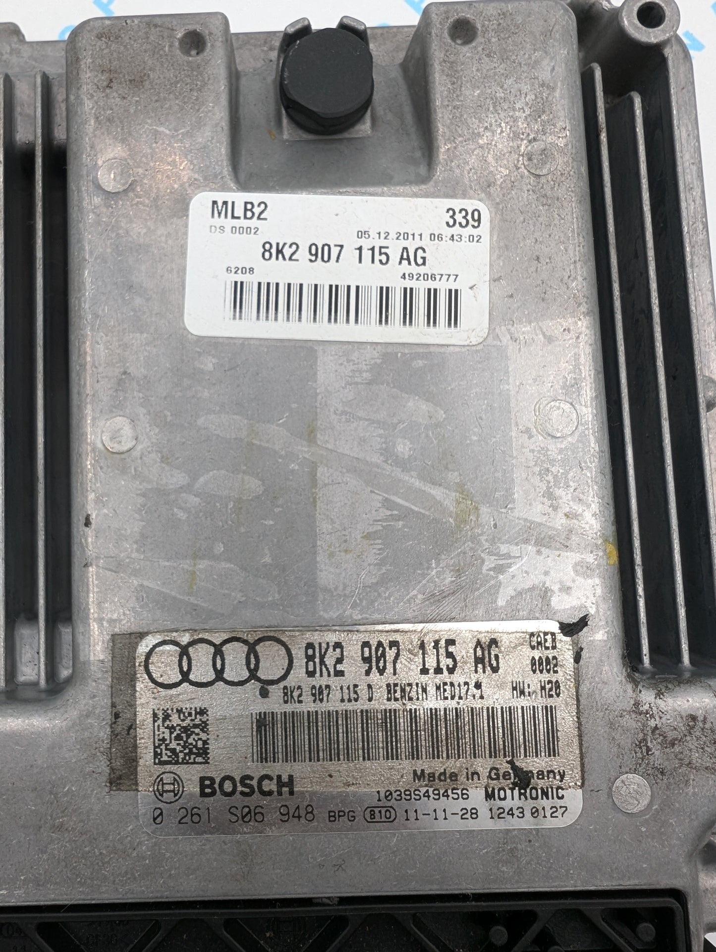 Used 2012 Audi A4 Bosch MED17.1 / 8K2 907 115 AG ECU 0261S06948 / 8K2907115AG