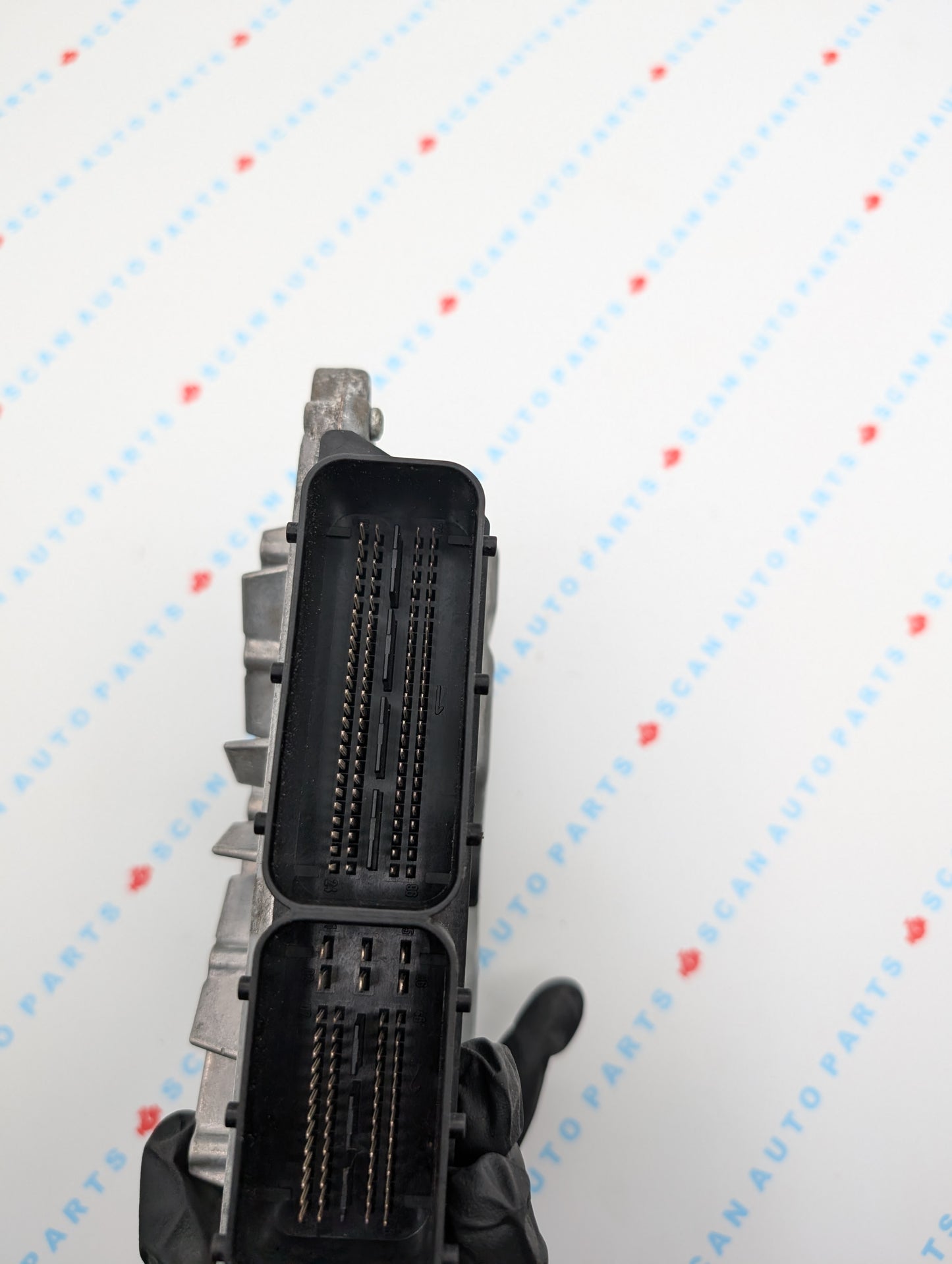 Used 2012 Volvo S60 Bosch 31286086 ECU 261209108