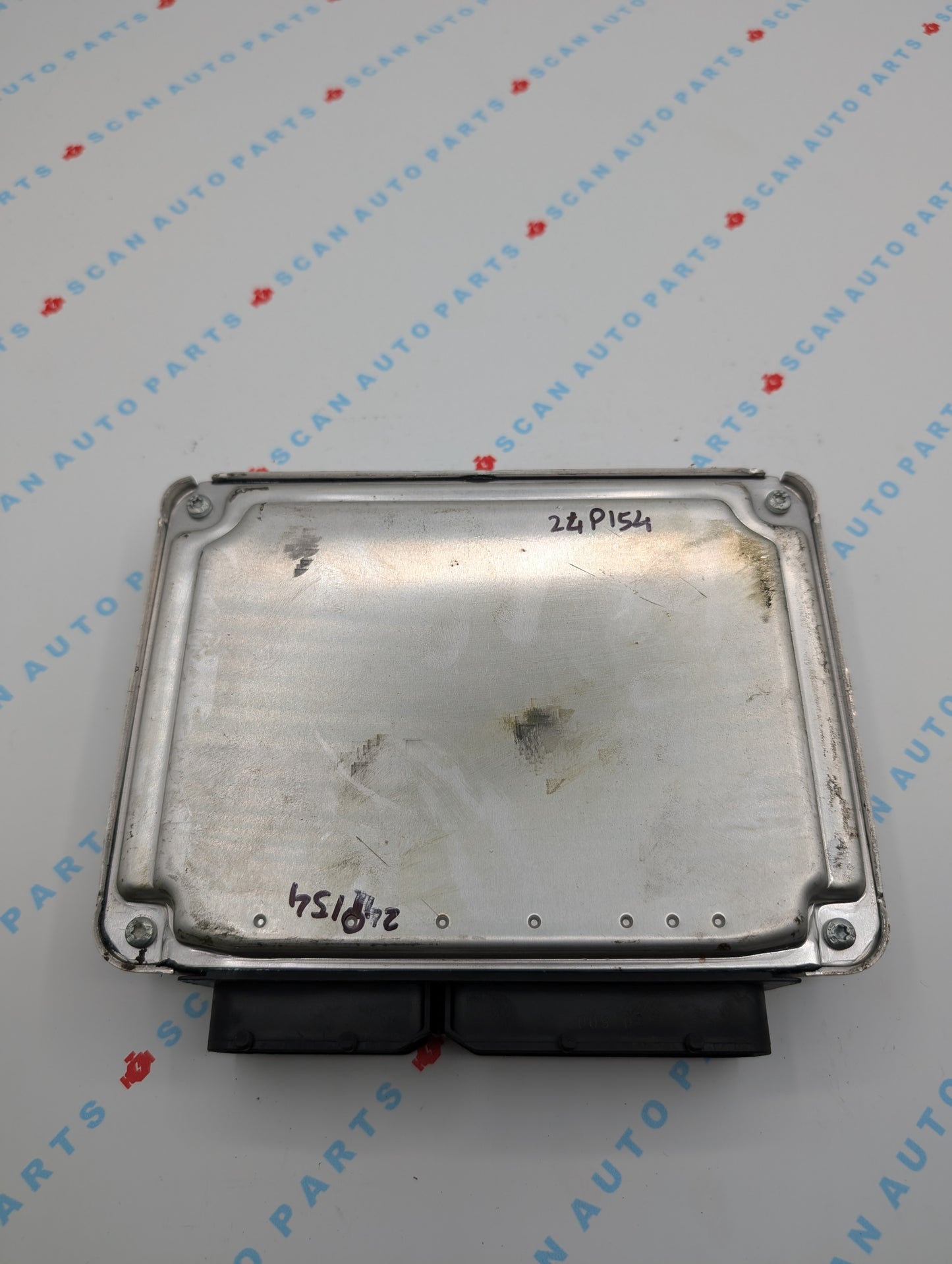 Used 2010 Volkswagen Beetle Bosch ME7.1.1 / 07K906032CM ECU 0261S05199