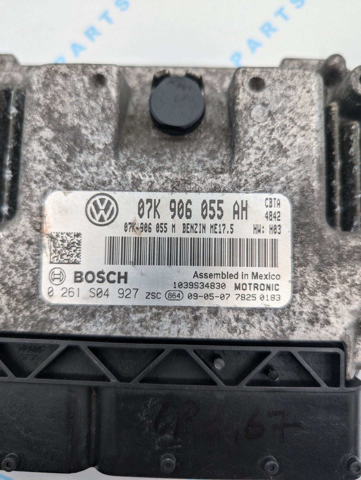 Used 2010 Volkswagen Golf Bosch ME17.5 / 07K906055AH ECU 0261S04927