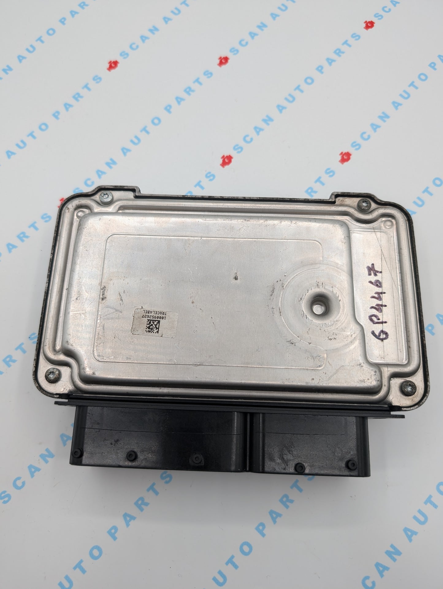 Used 2010 Volkswagen Golf Bosch ME17.5 / 07K906055AH ECU 0261S04927