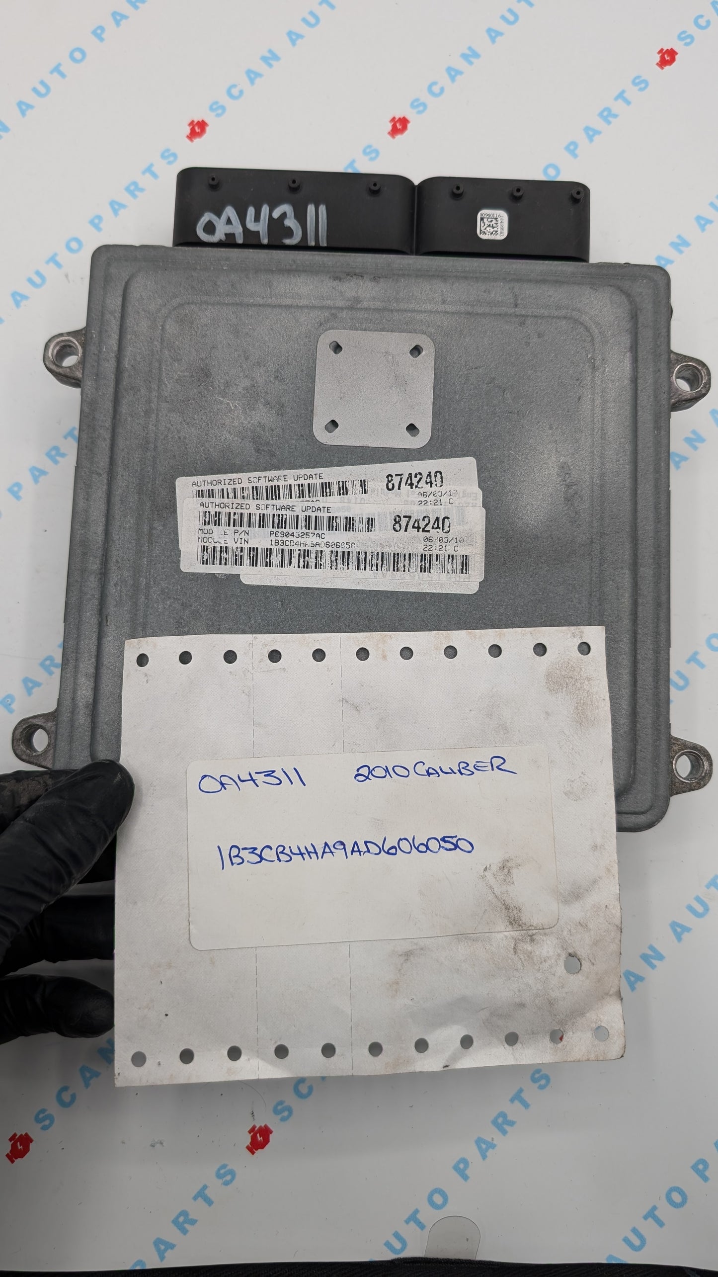 Used 2010 Dodge Caliber SIEMENS P68043257AC ECU