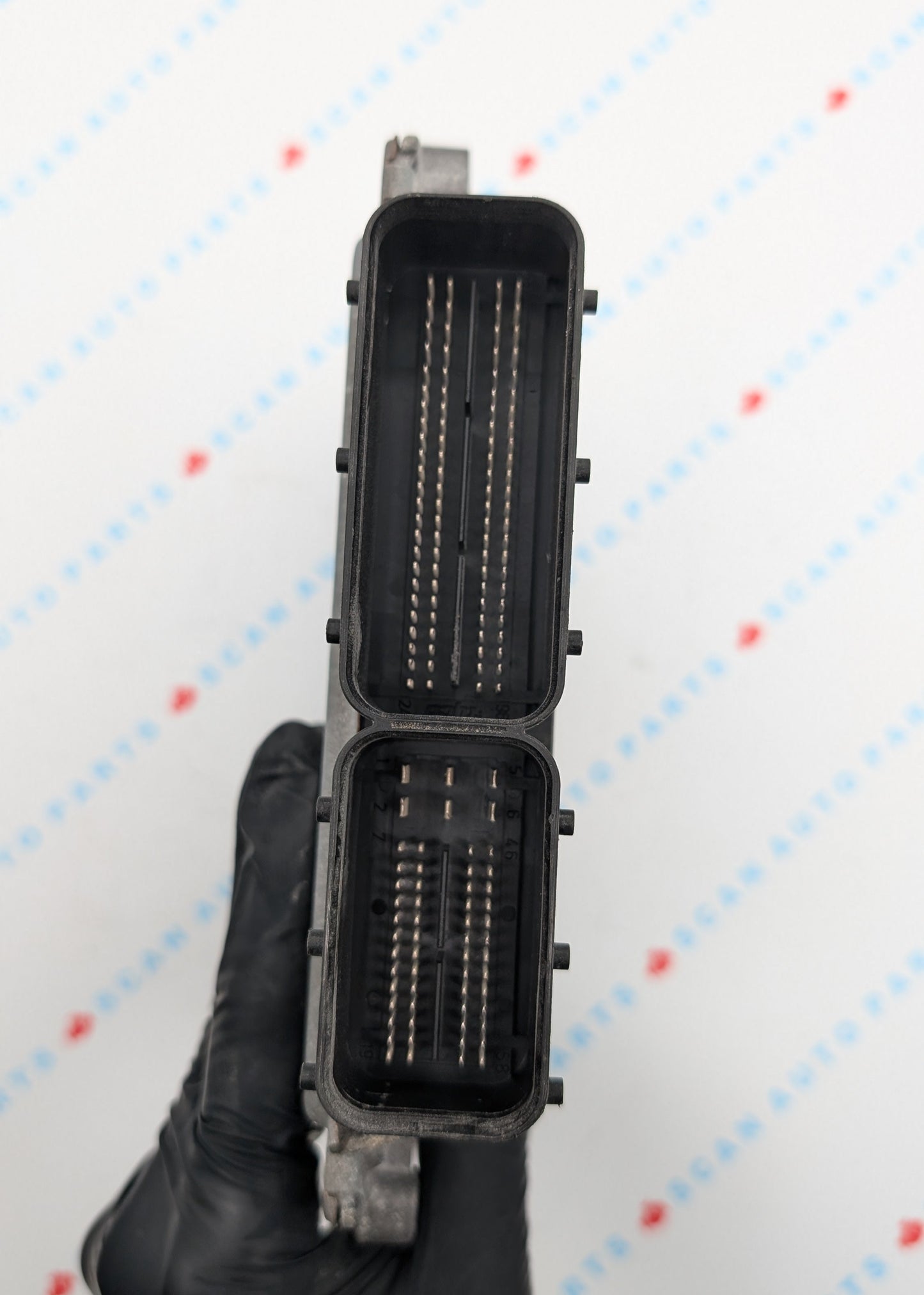 Used 2010 Dodge Caliber SIEMENS P68043257AC ECU
