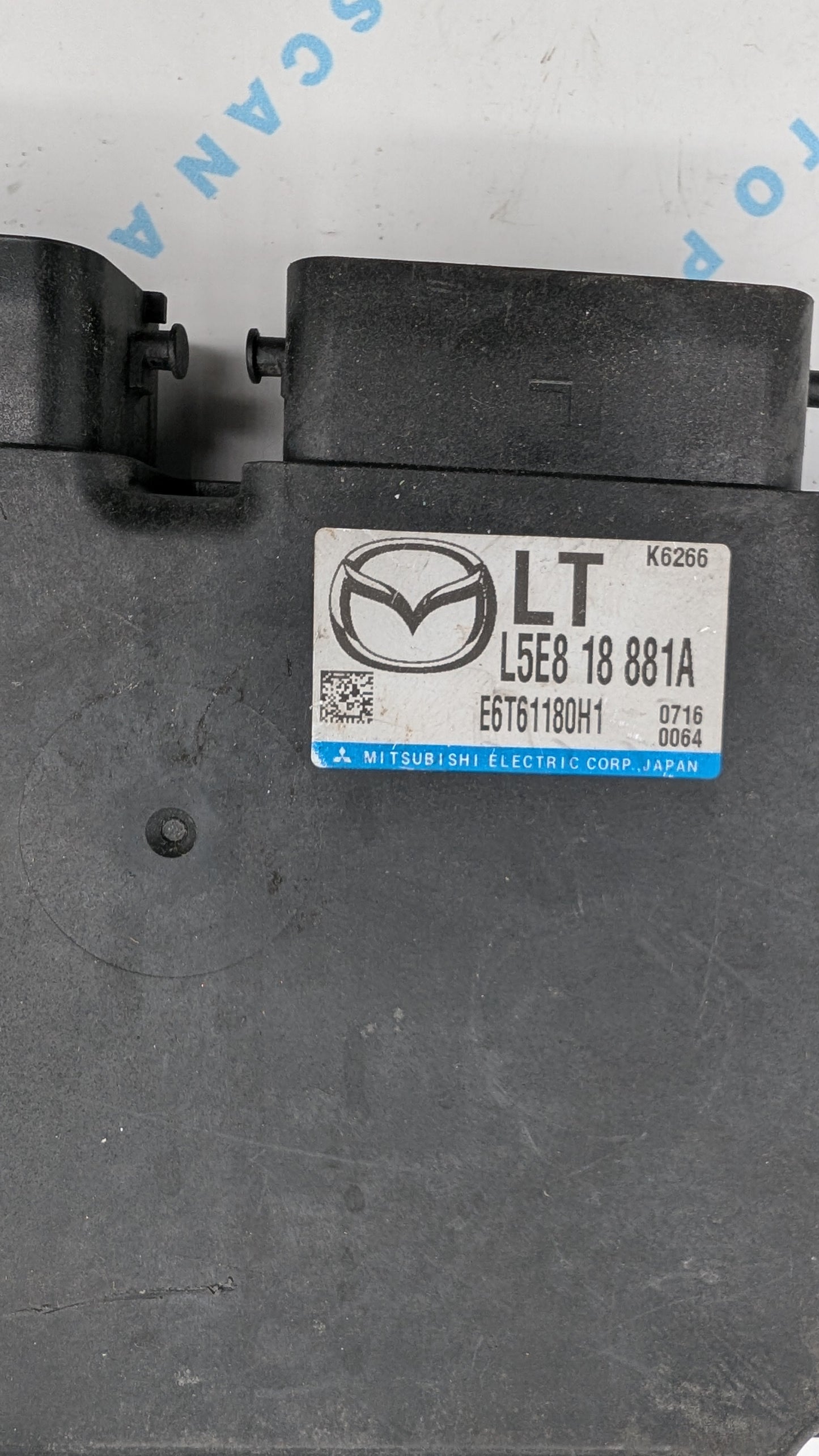 Used 2011 Mazda 3 Mitsubishi L5E818881A ECU E6T61180H1