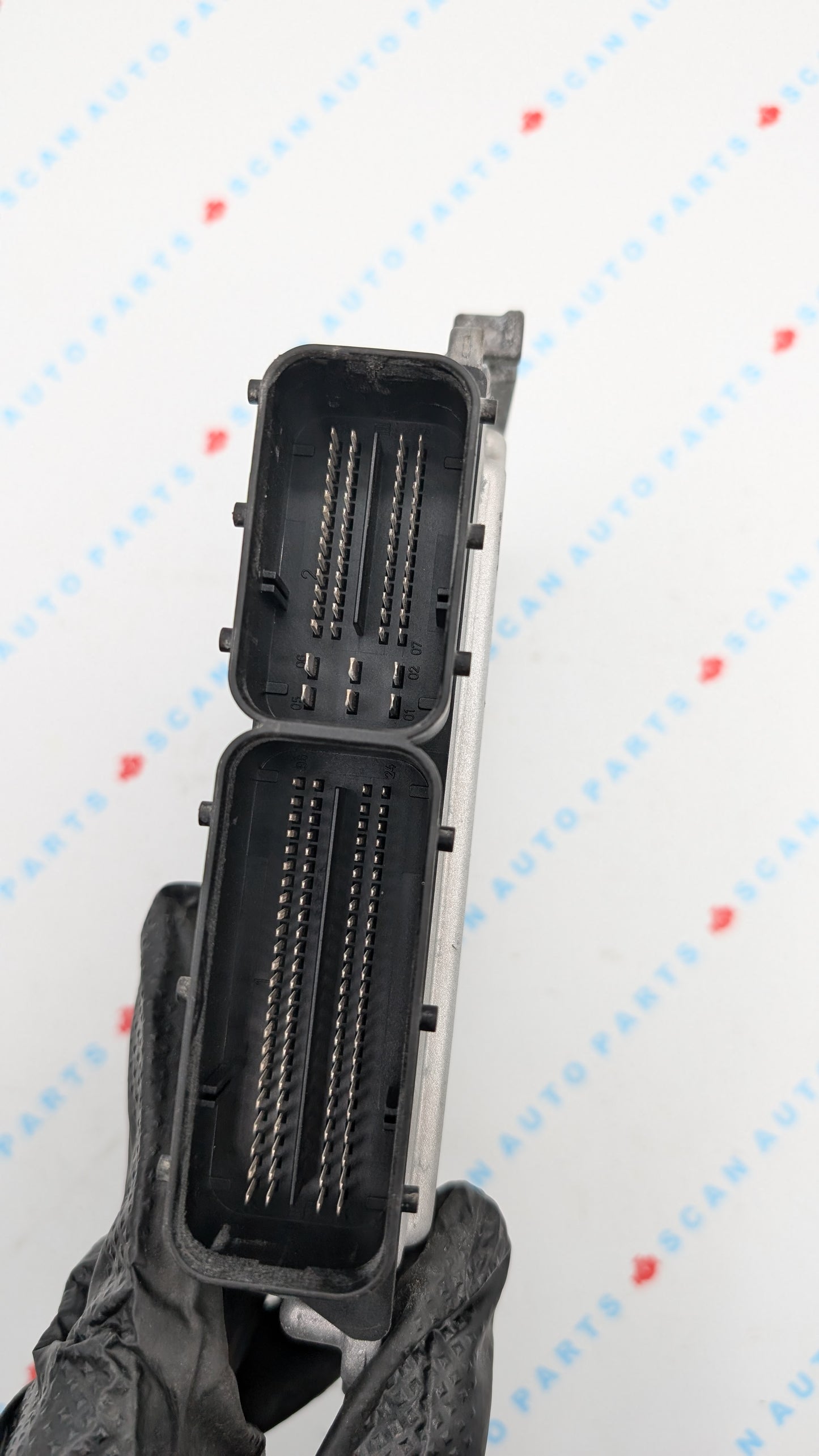 Used 2013 Ford Focus Bosch CM5A-12A650-AJG ECU 0261S09381