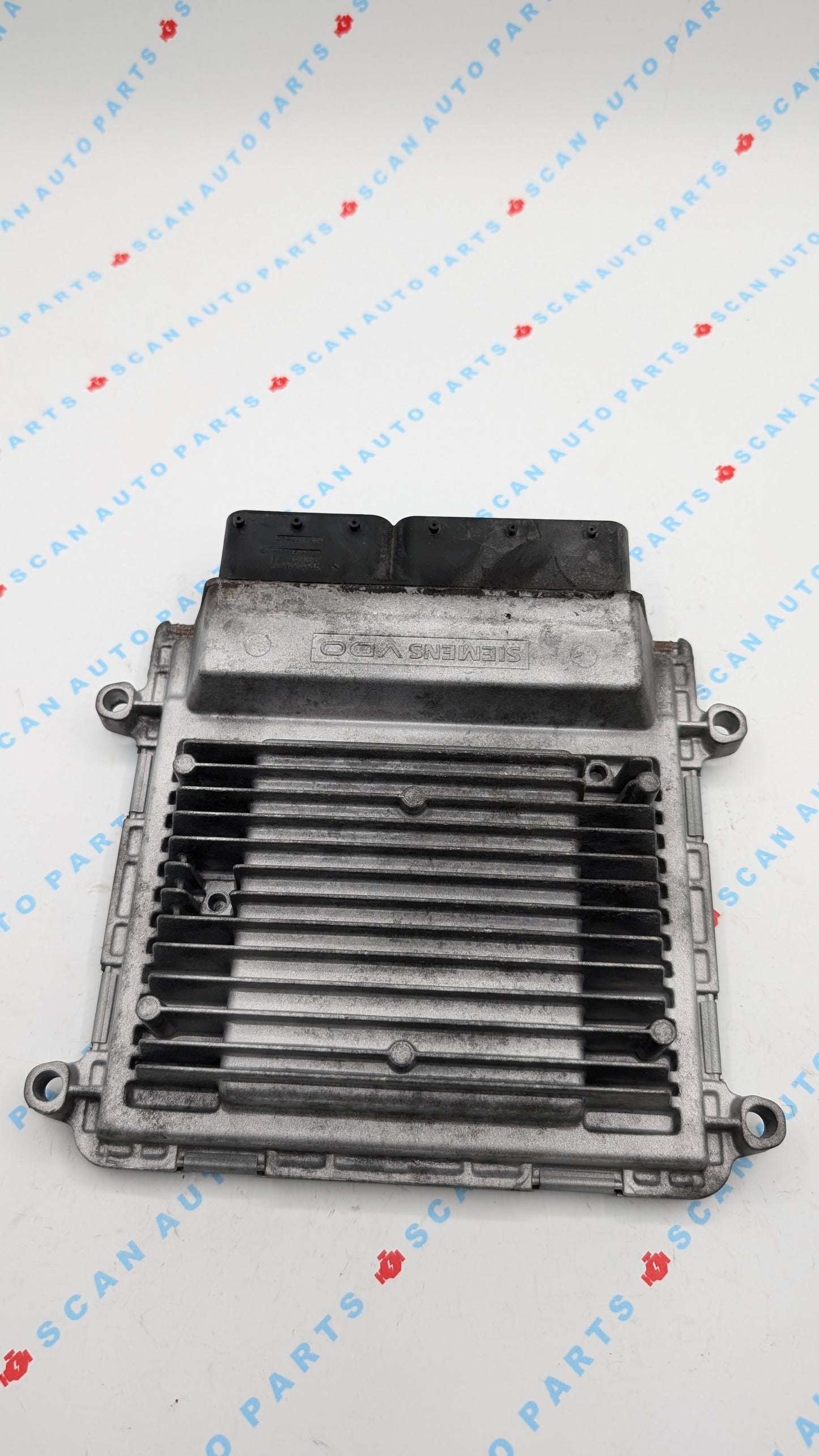 Used 2010 Jeep Compass SIEMENS P68071018AB ECU P0515023AA