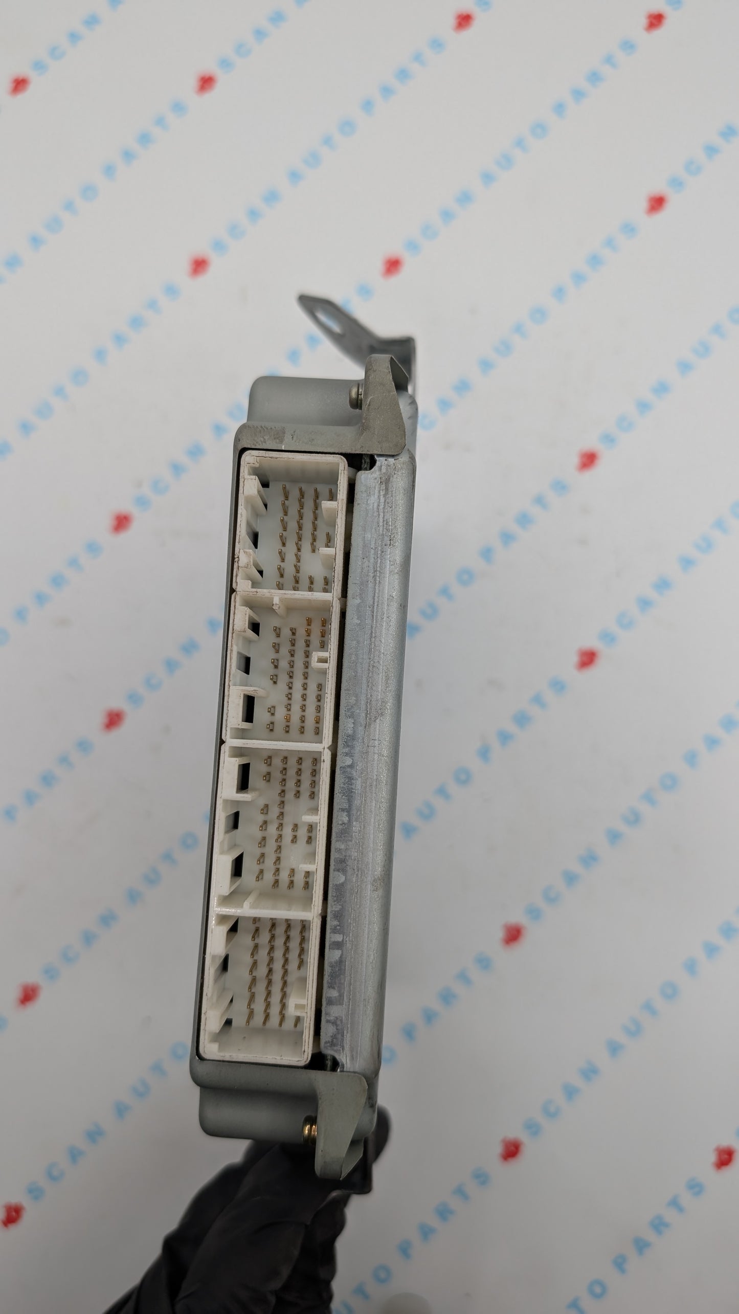 Used 2005 Subaru Forester DENSO 22611AJ561 ECU 112200-8453