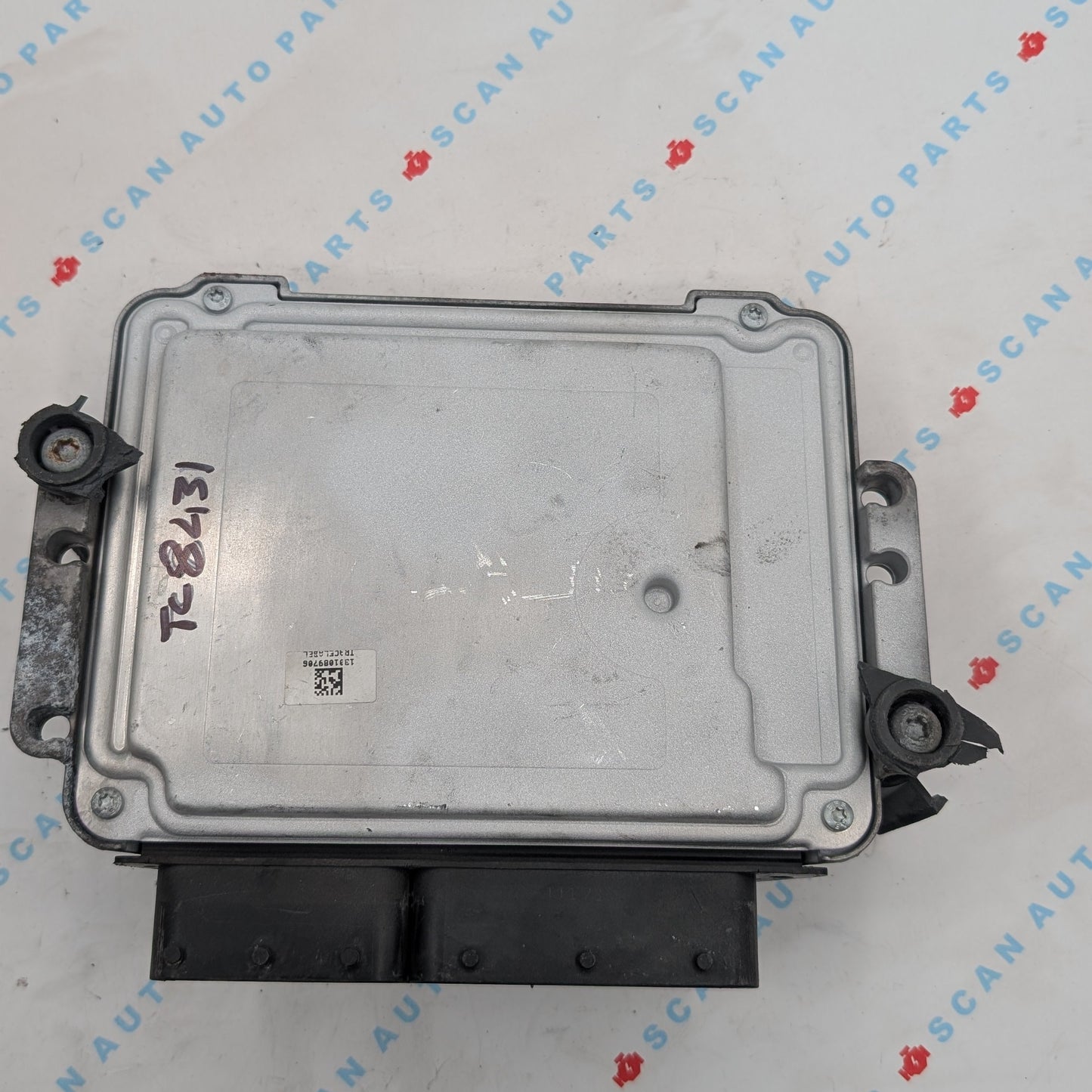 Used 2013 Ford Focus Bosch RMBV61-12A8650-BC ECU 0261S14690