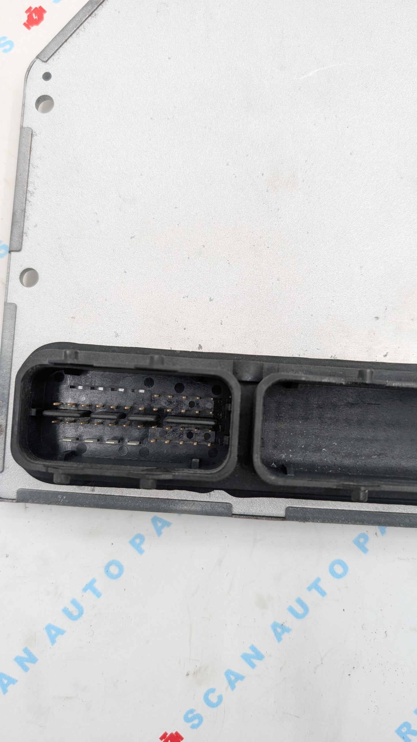 Used 2003 CADILLAC CTS SIEMENS 24225630 ECU 5WK33581DW