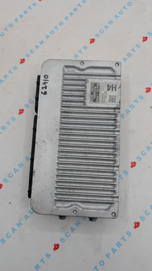 Used 2015 Toyota Camry DENSO 89661-06T90 ECU TN275600-2300