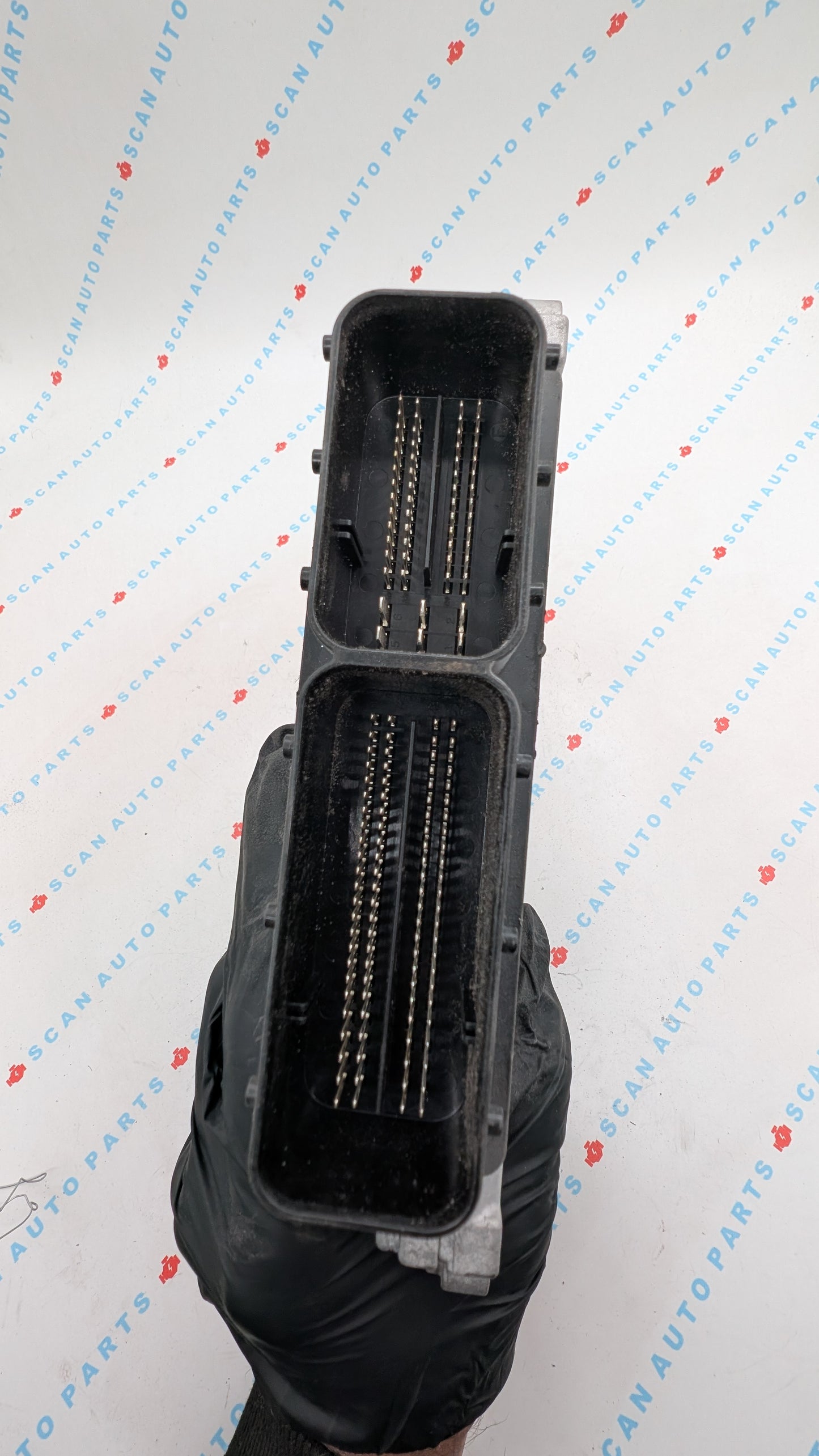 Used 2010 Jaguar XF Denso 9X23-14C568-AA ECU MB279700-9520