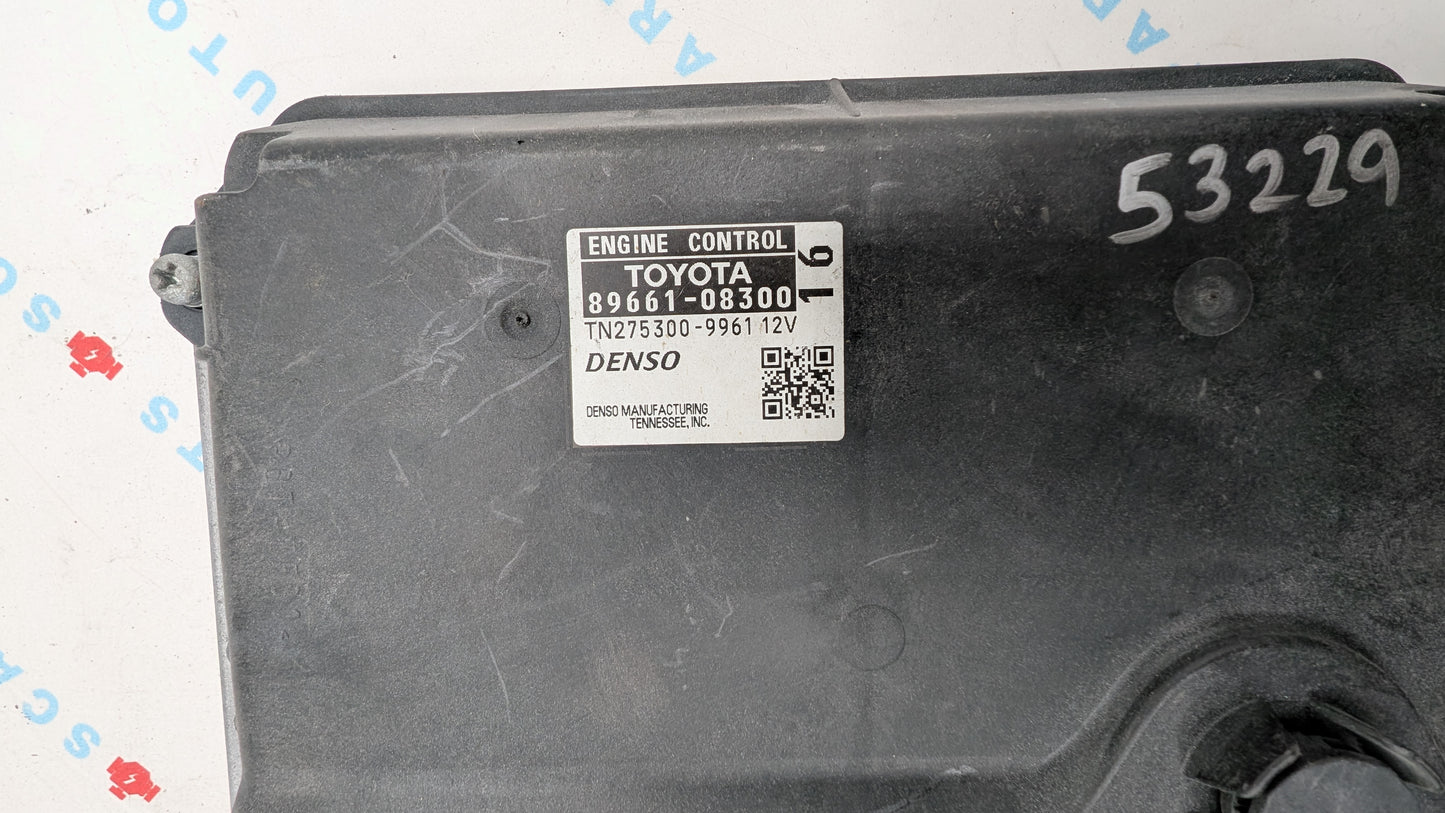 Used 2011 Toyota Sienna Toyota 89661-08300 ECU TN275300-9961