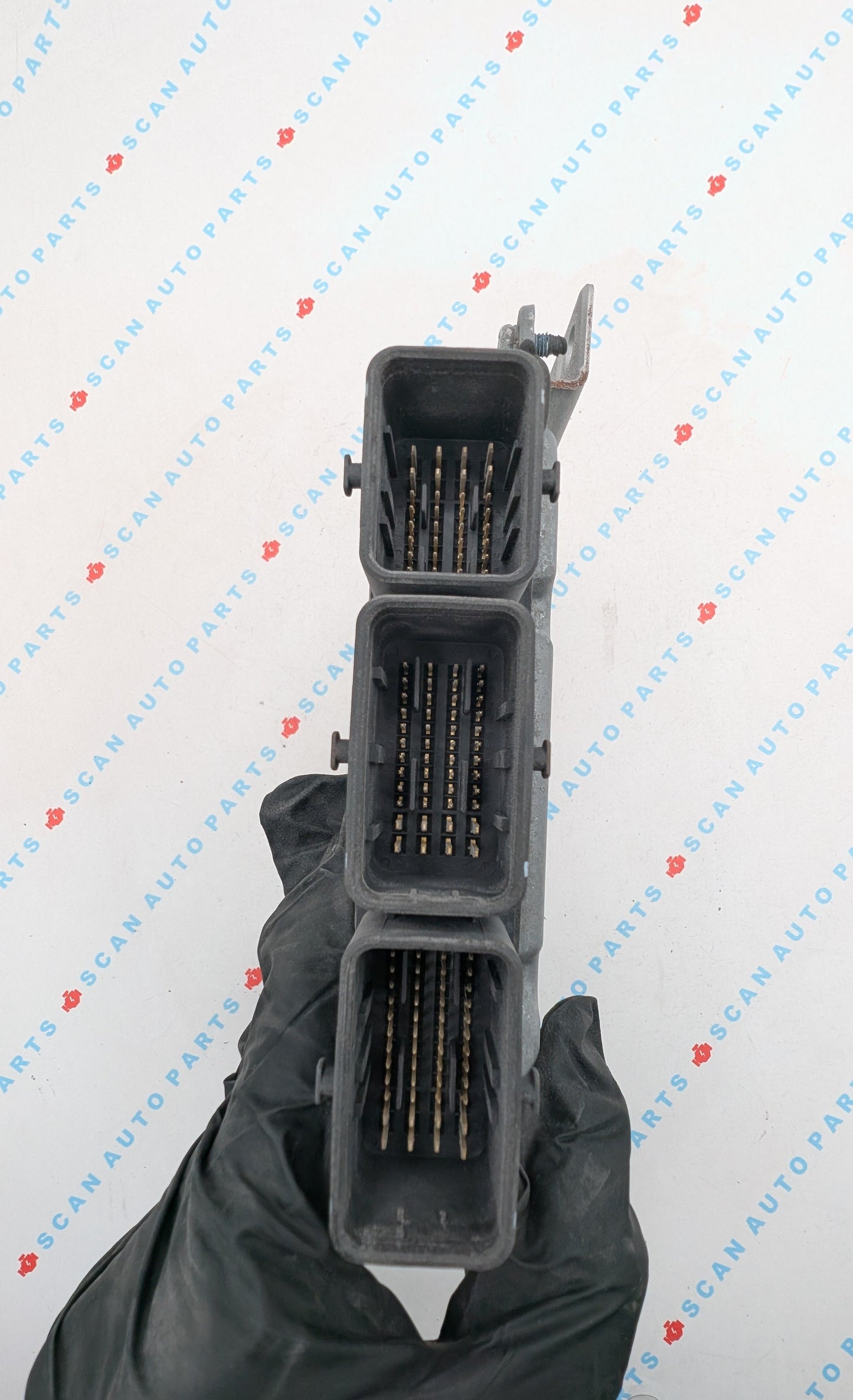 Used 2016 Nissan Sentra Hitachi BEM40C-300A2 ECU NEC018-681