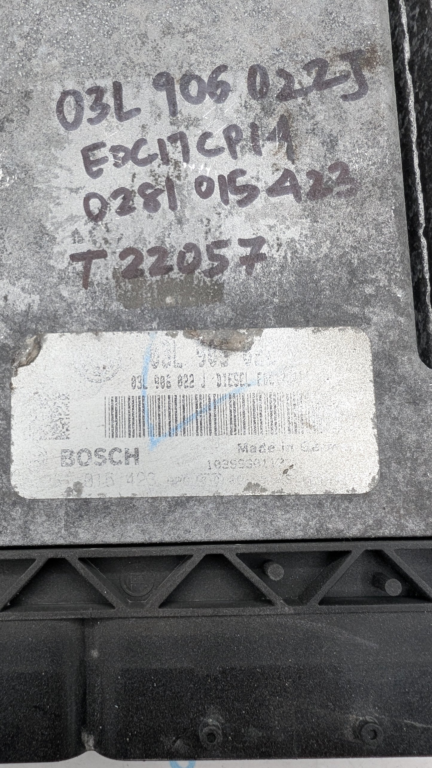 Used 2009 Volkswagen Jetta Bosch 03L906022J ECU EDC17CP14 / 0281015423