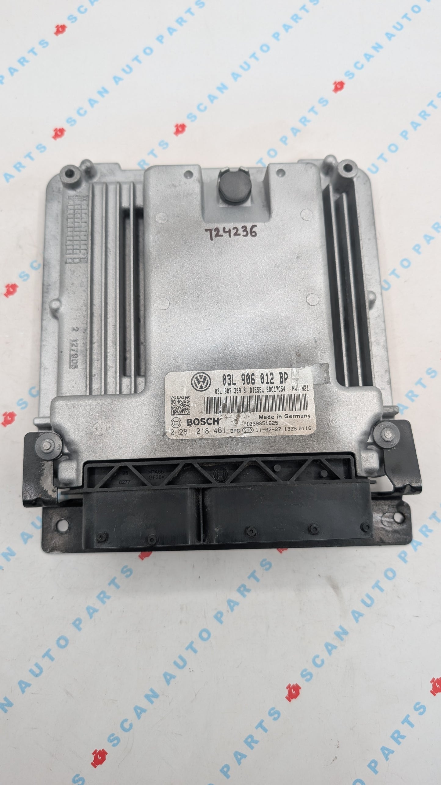 Used 2012 Volkswagen Passat Bosch 03L906012BP ECU 0281018461 / EDC17C54