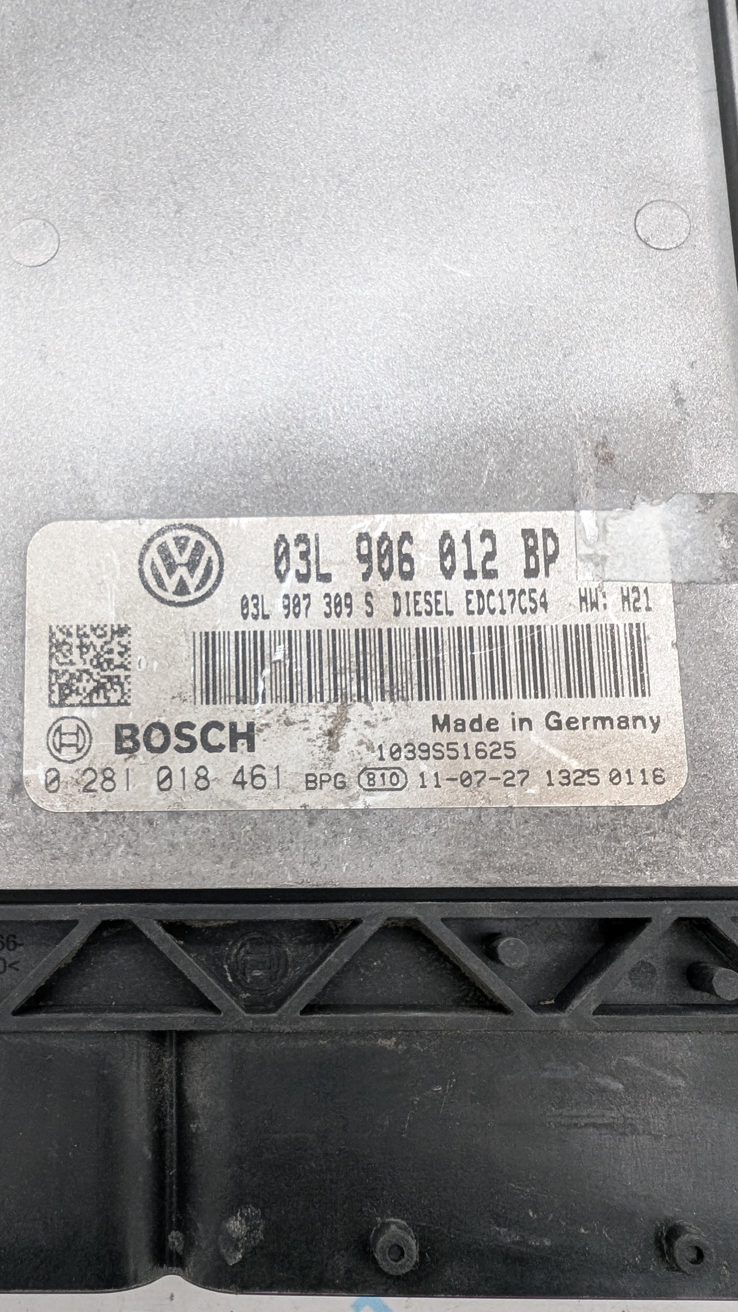 Used 2012 Volkswagen Passat Bosch 03L906012BP ECU 0281018461 / EDC17C54